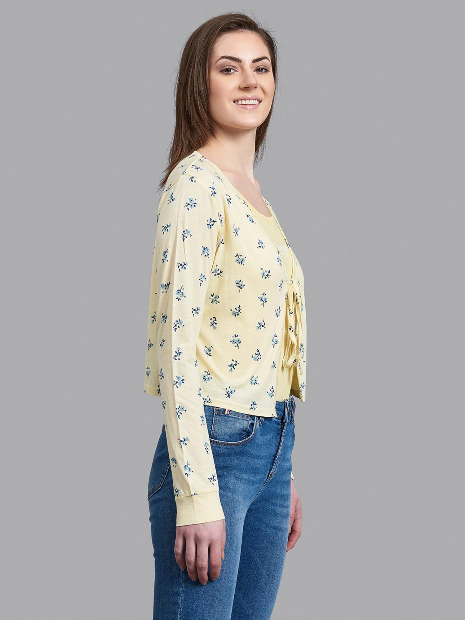 Beverly Hills Polo Club Yellow Printed Shrug