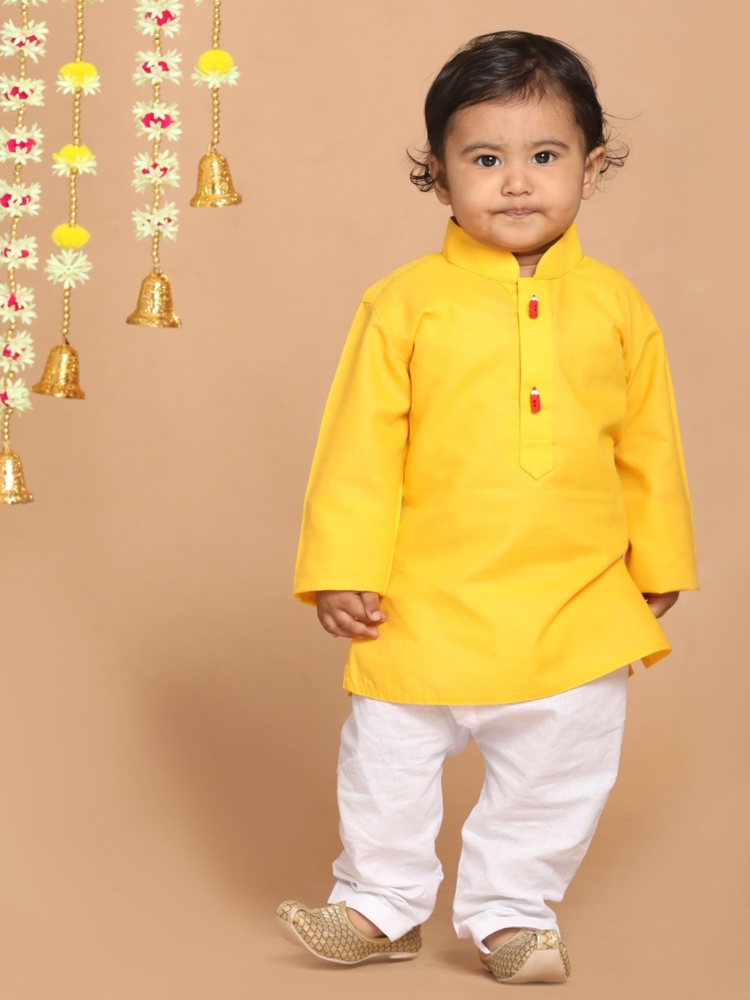 VASTRAMAY SISHU Yellow & White Cotton Straight Fit Kurta Set