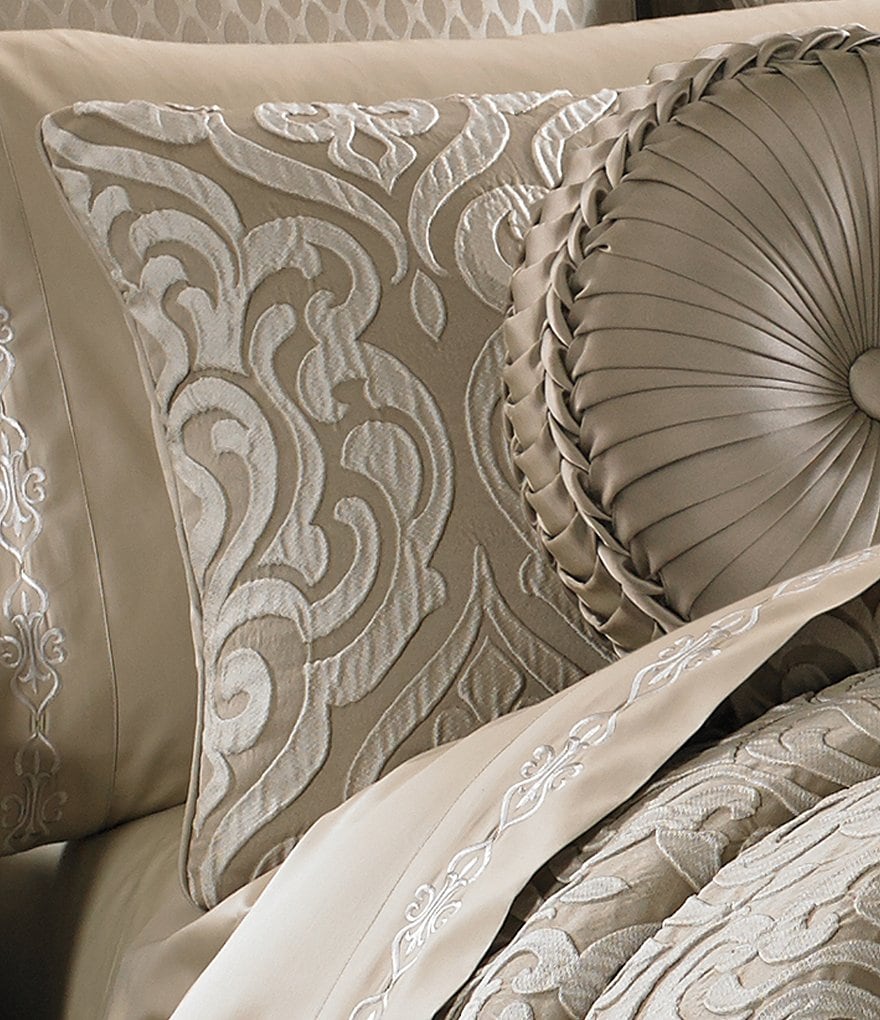Charisma Belaire Comforter Set