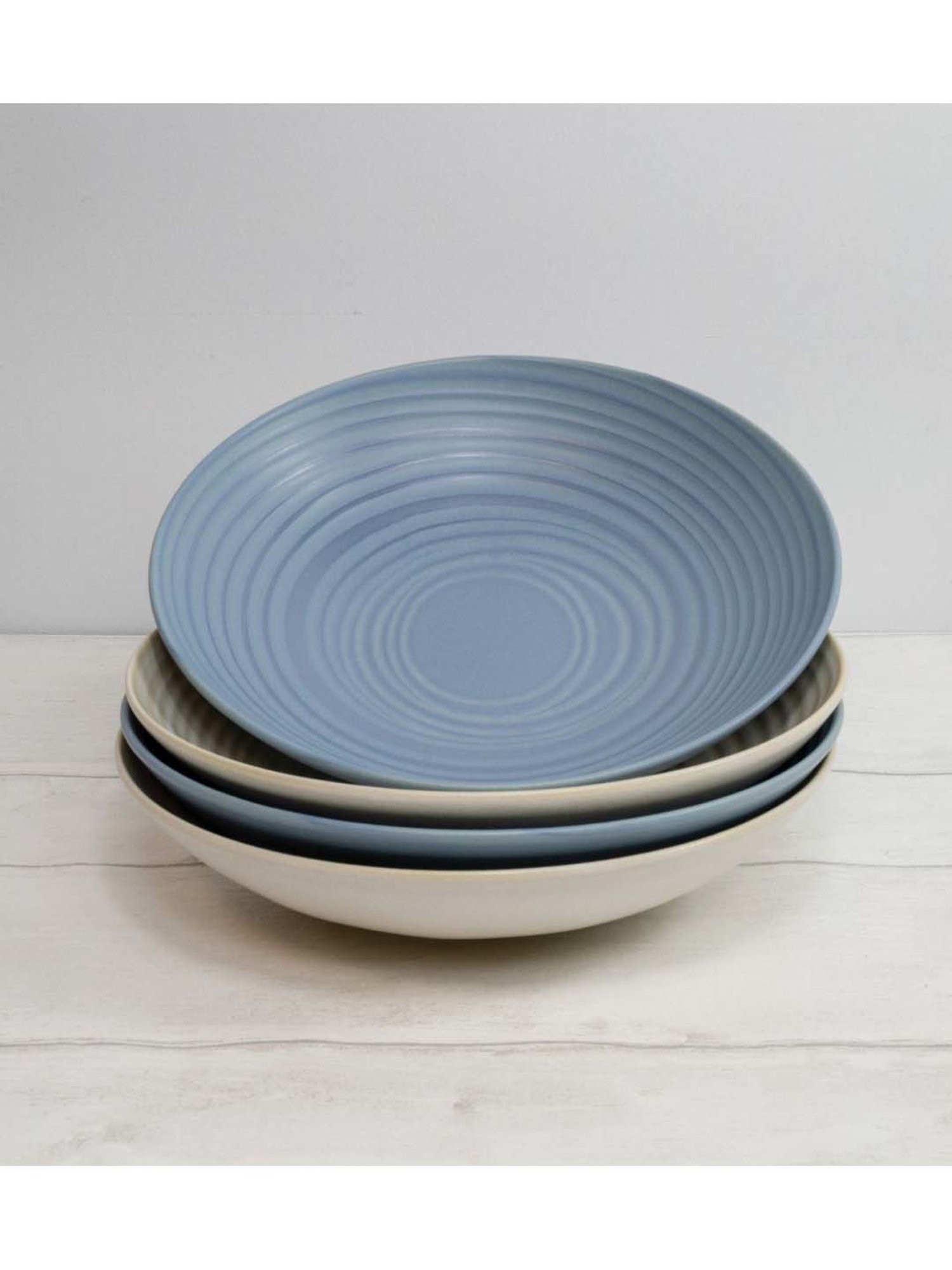 KitchenCraft Blue & Cream Stoneware 22 cm Coupe Bowl - Set of 4
