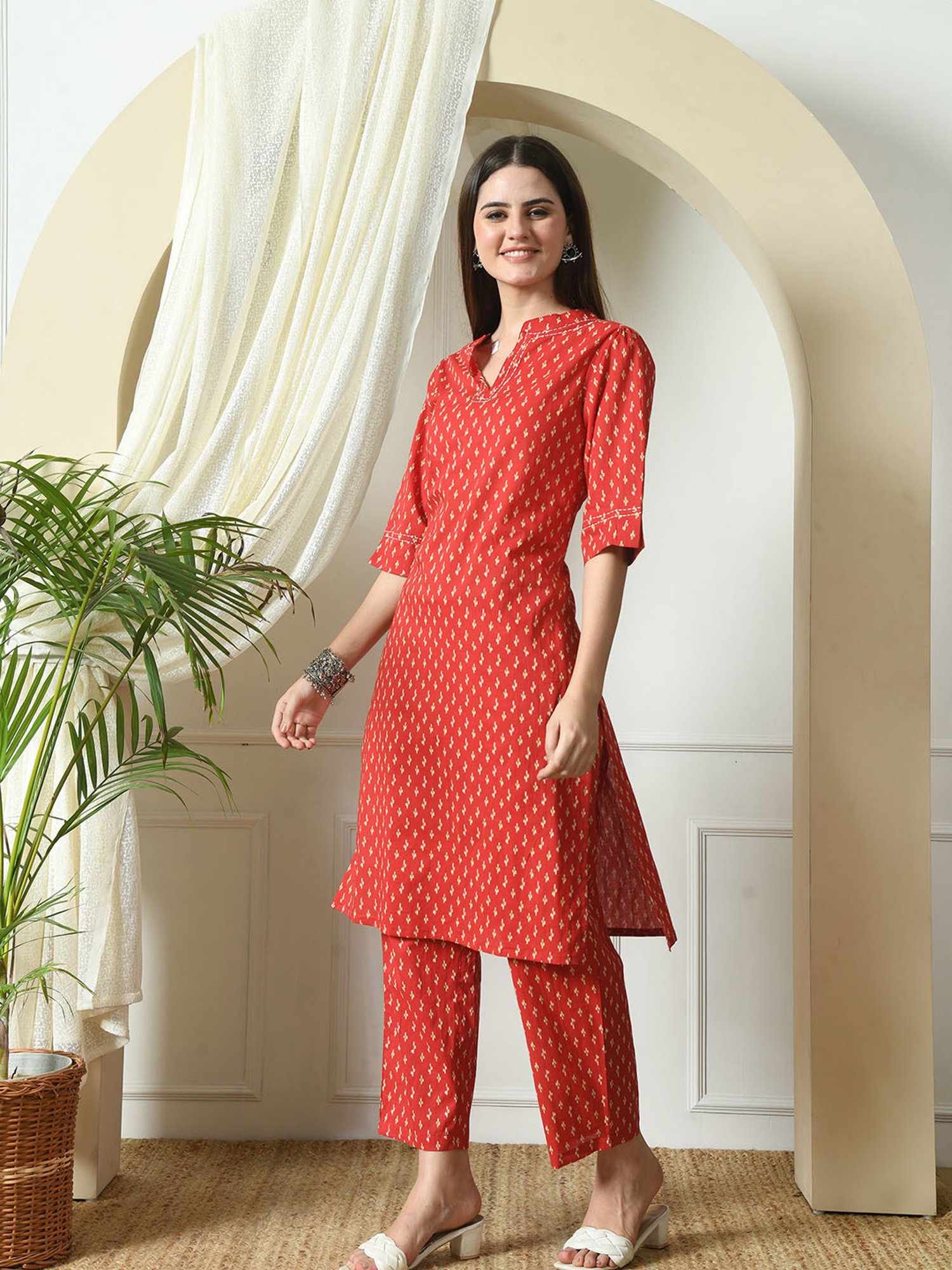 DECKEDUP Red Cotton Printed Kurta With Pants