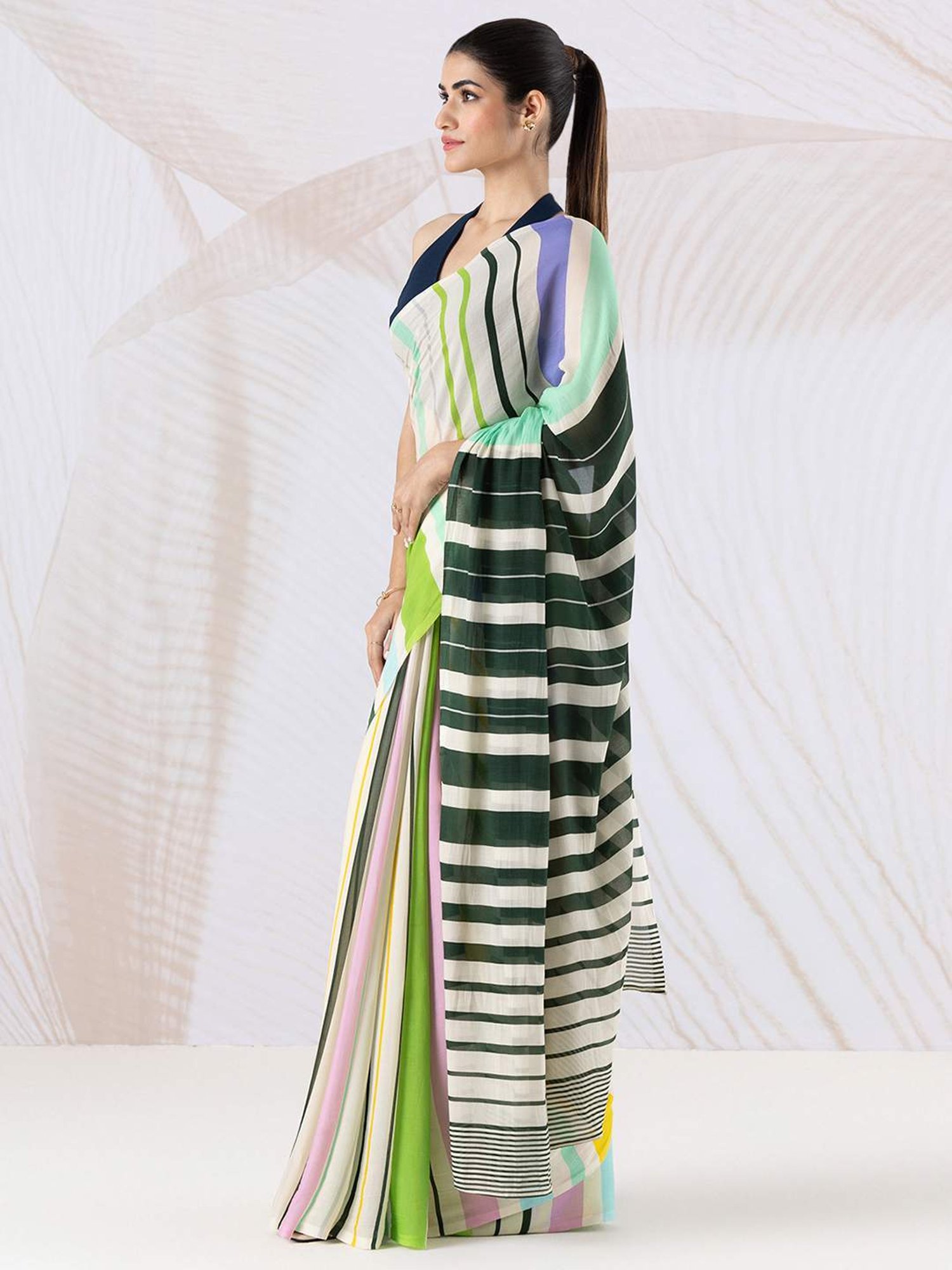 navyasa by liva Multicolored Printed Saree With Unstitched Blouse