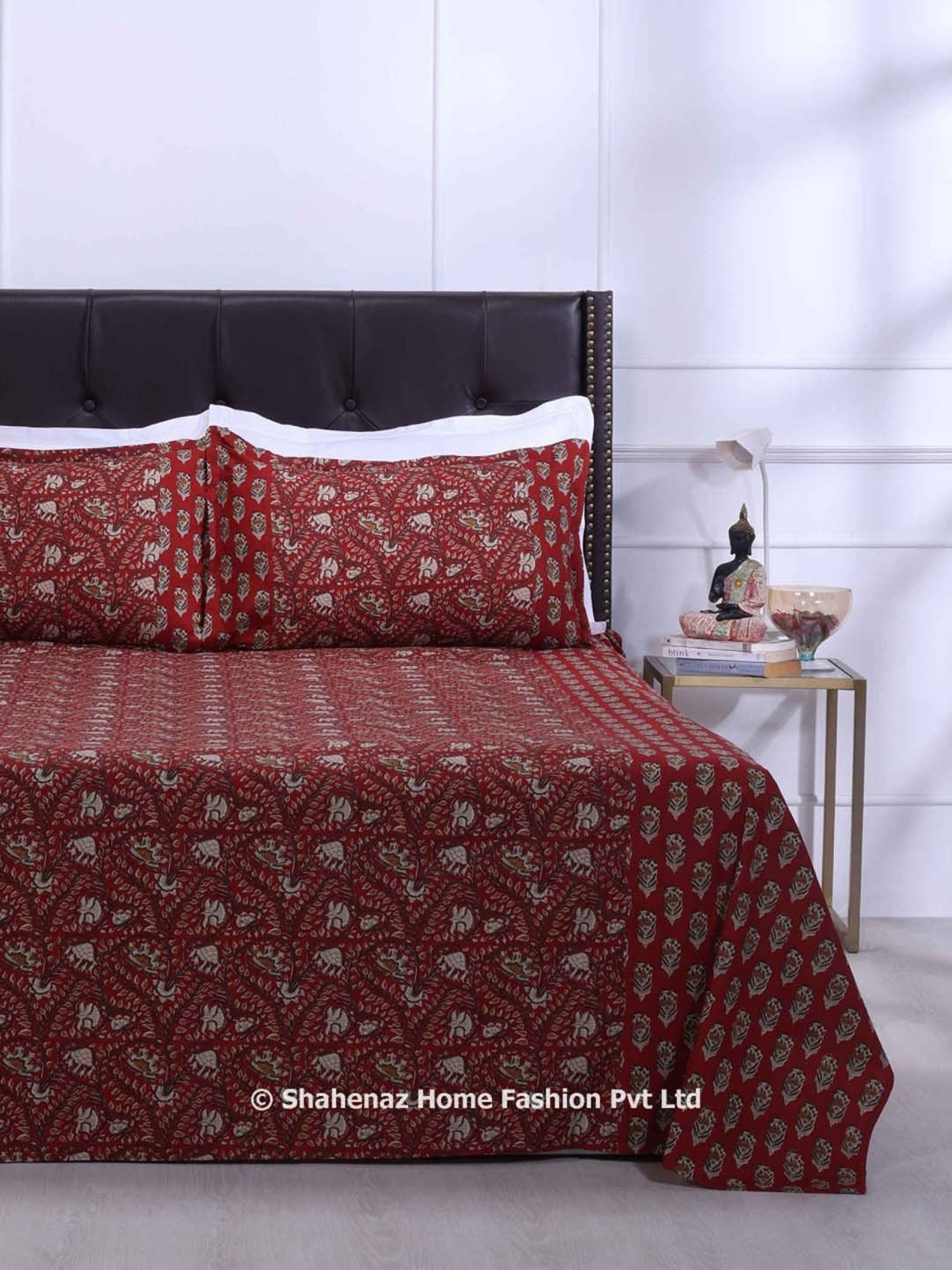 Shahenaz Red 120 TC Cotton Rahat Azmina Jaal Double Bedsheet with 2 Pillow Covers