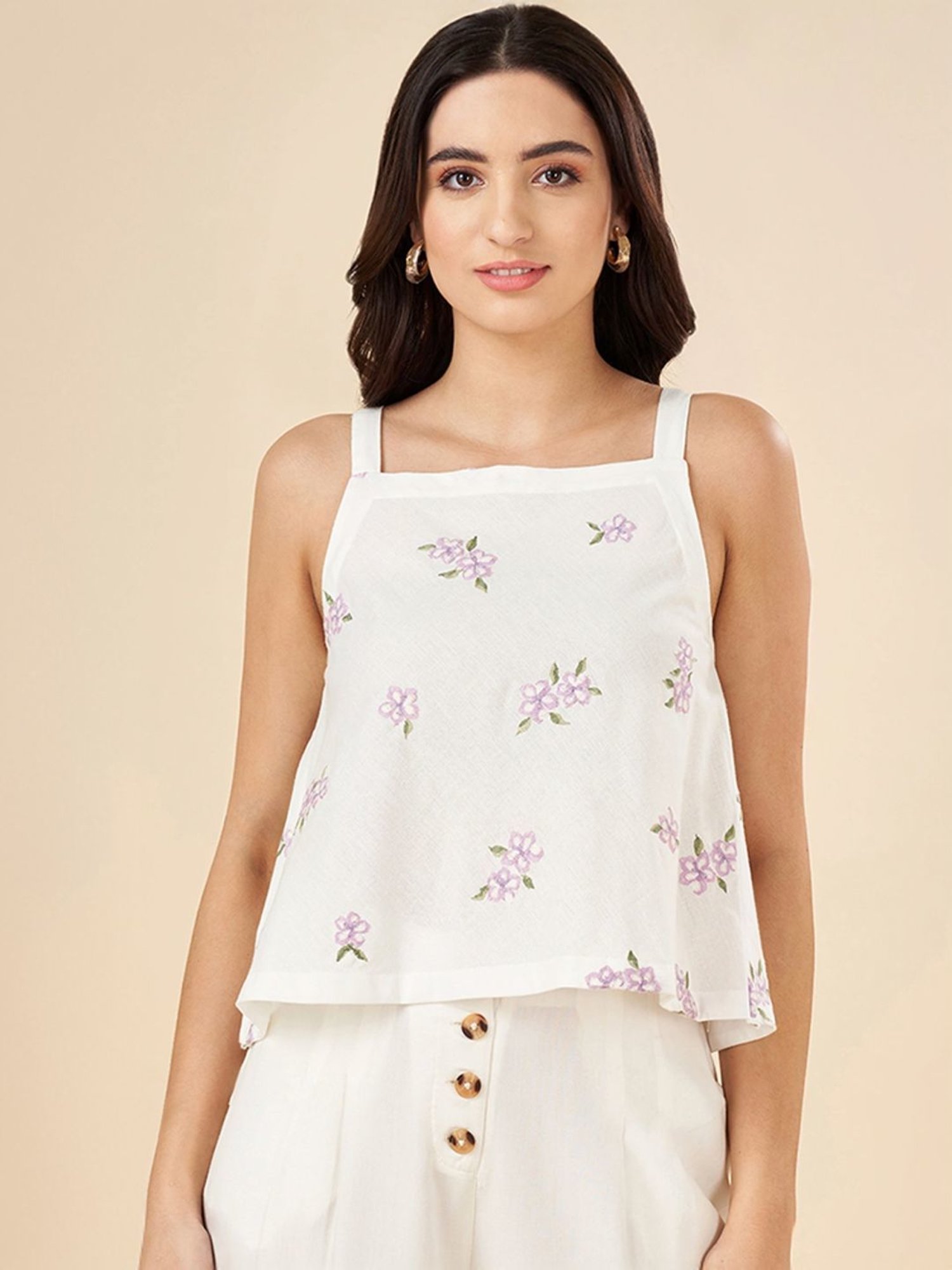 Akkriti by Pantaloons Snow White Embroidered Crop Top