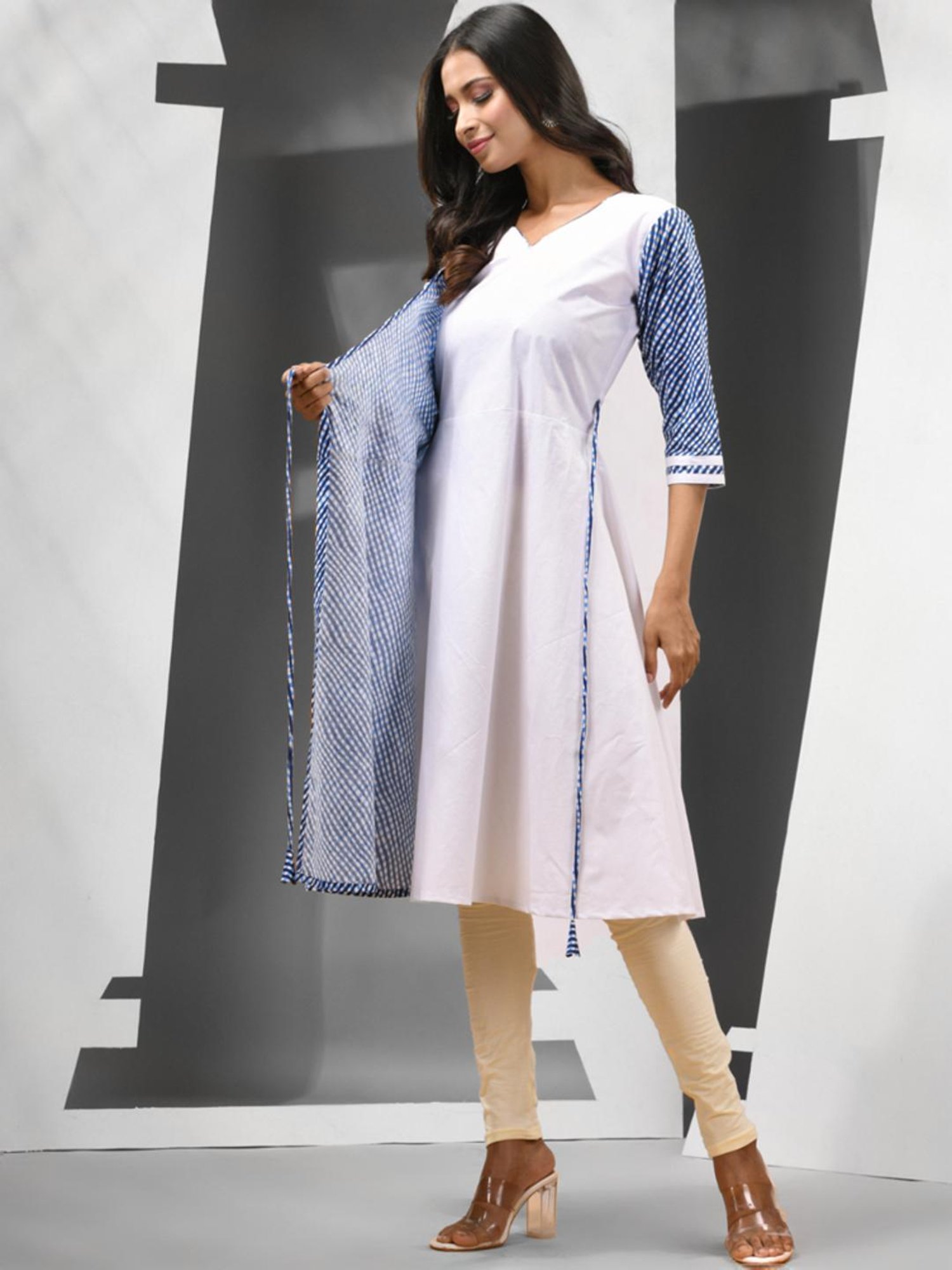 CHARUKRITI Blue & White Cotton Printed Angrakha Kurta