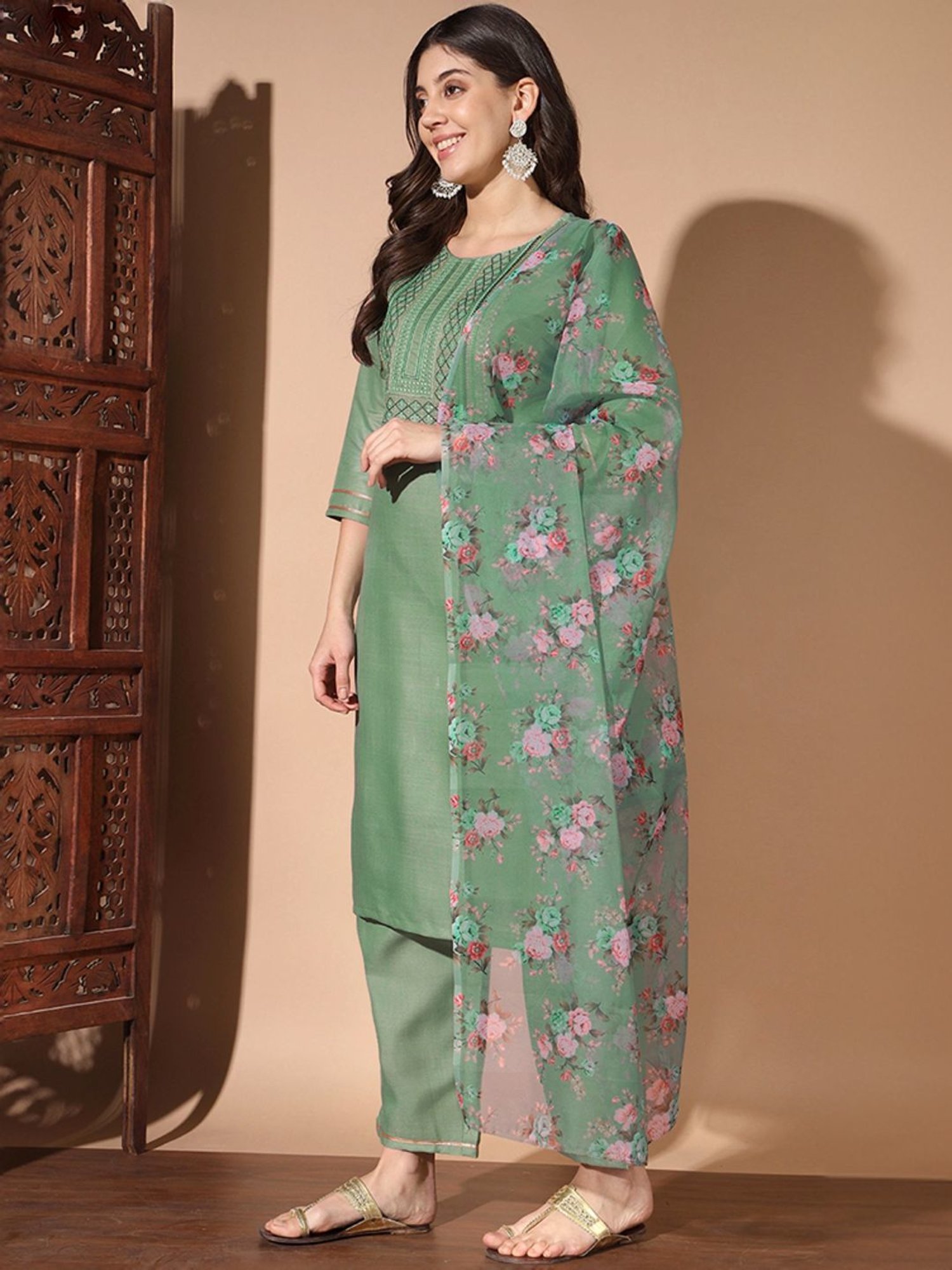 Skylee Pista Green Embroidered Kurta Pant Set With Dupatta