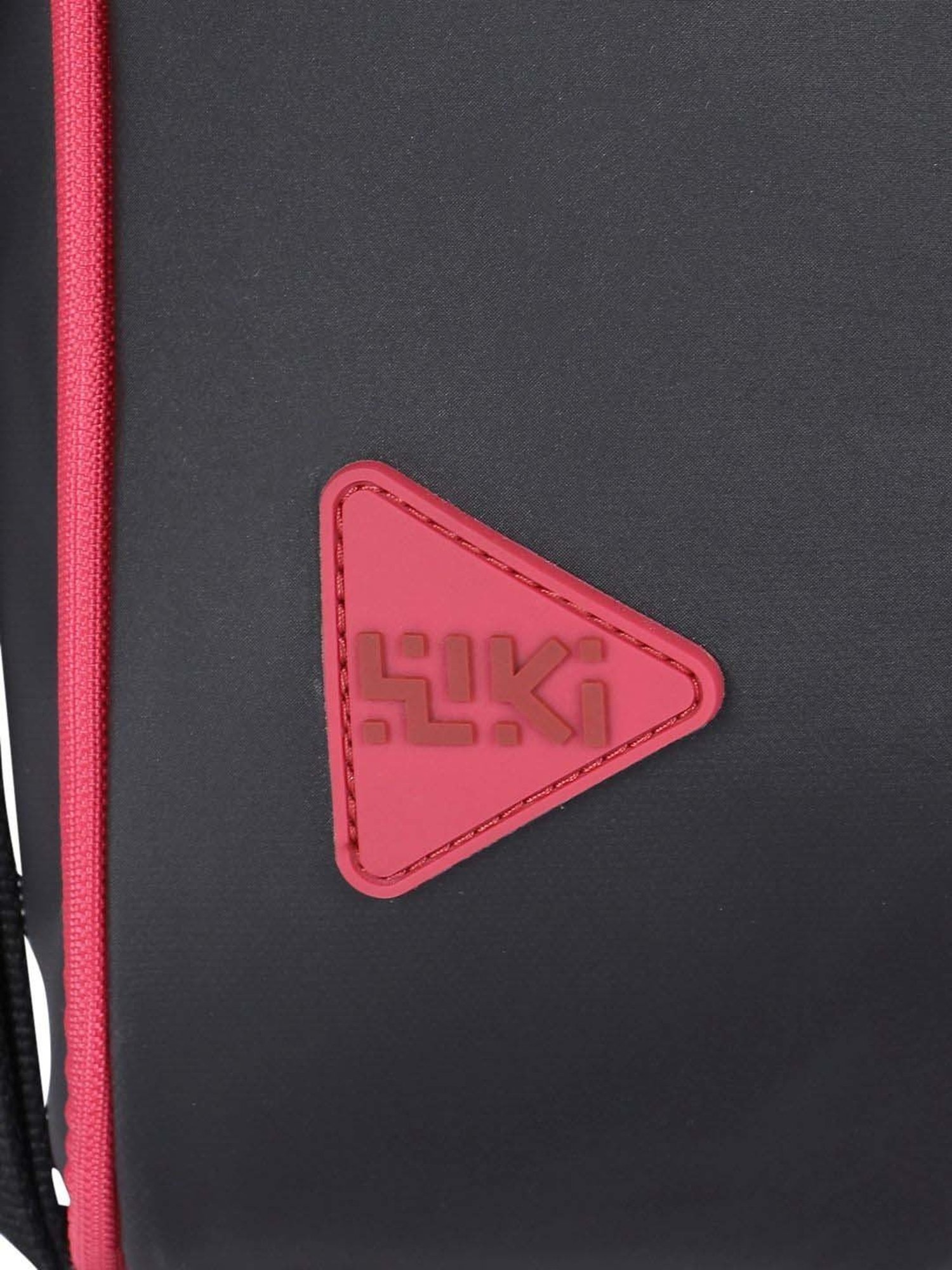 Wiki Hood Marve Black Solid Medium Messenger Bag