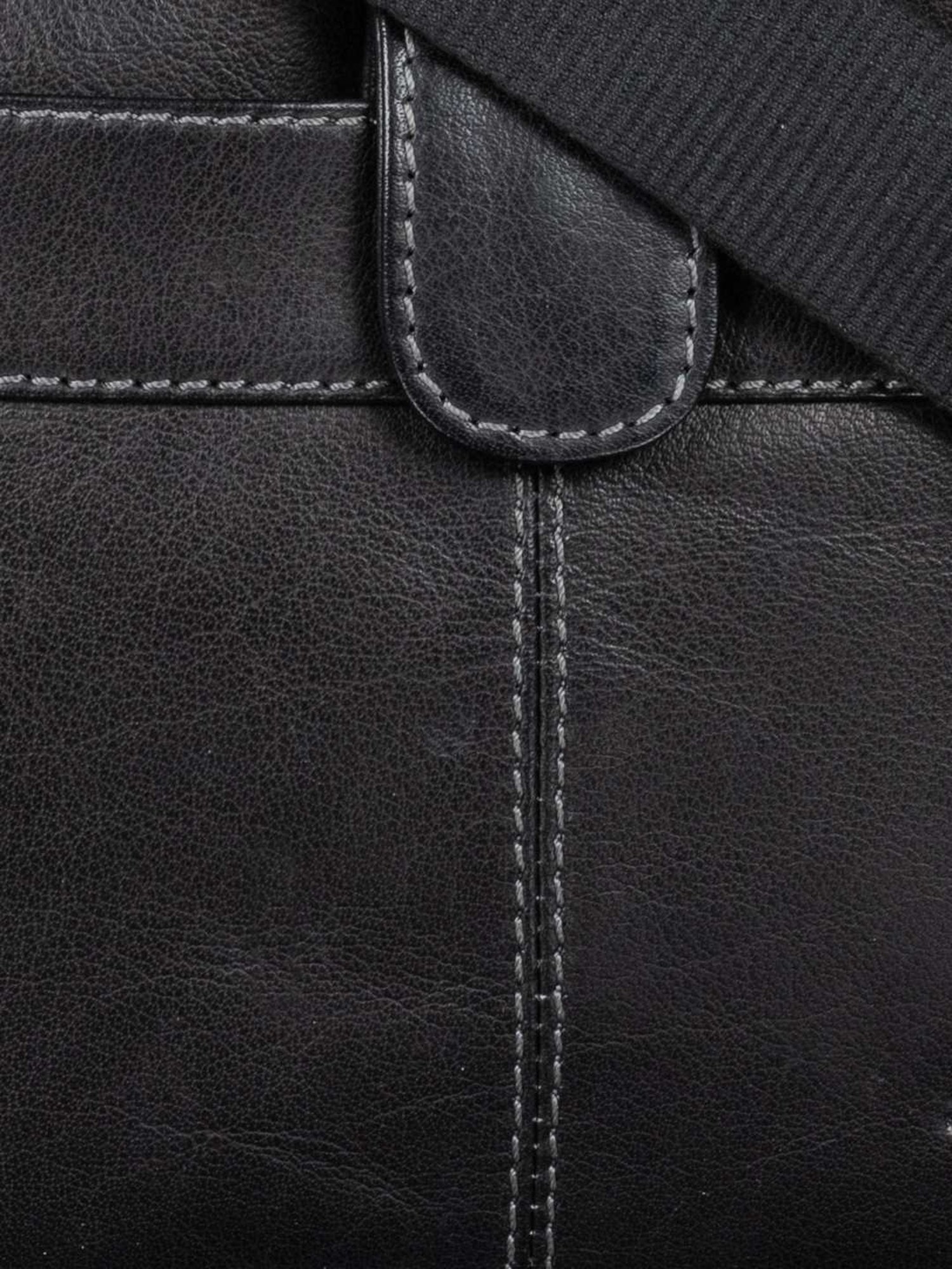 Mai Soli  Black Solid Medium Cross Body Bag