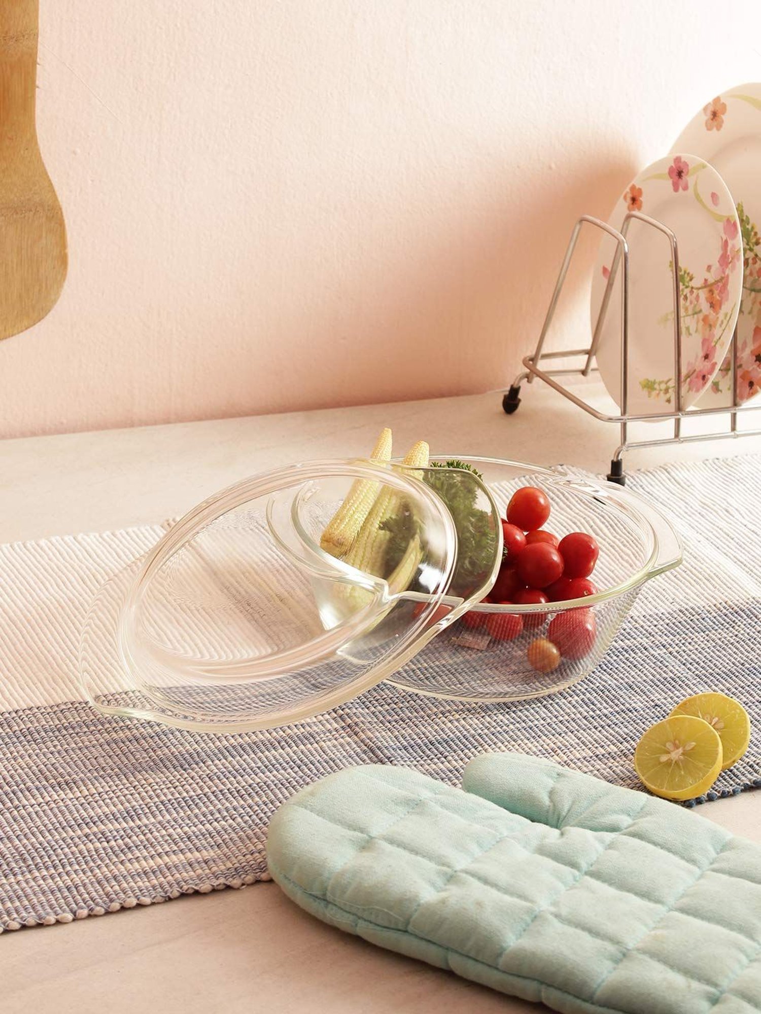 Nirlon Gas Compatible Aluminium Casserole with Bakelite Handle - 2.6 L