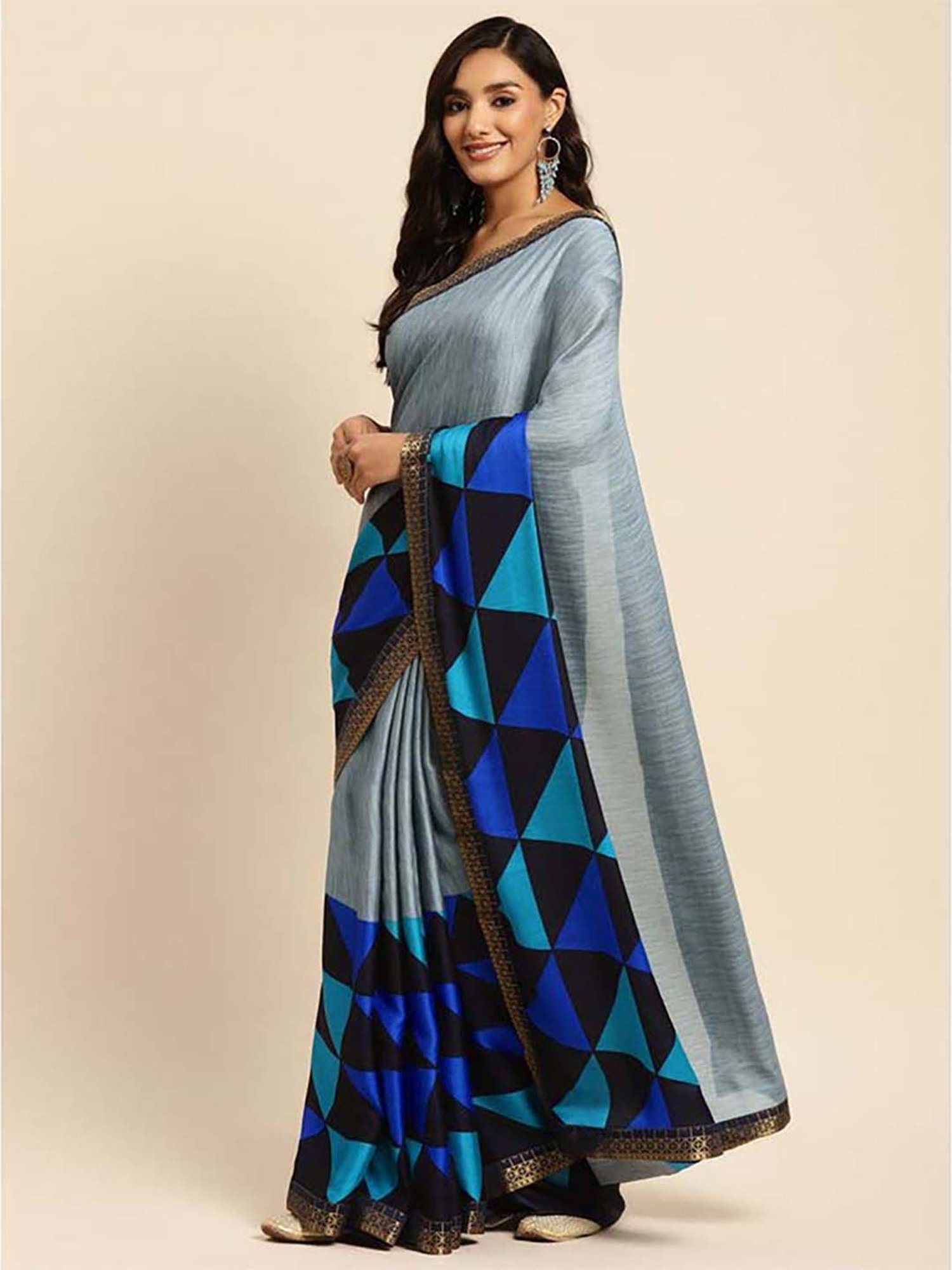 Rangita Grey Printed Saree With Unstitched Blouse