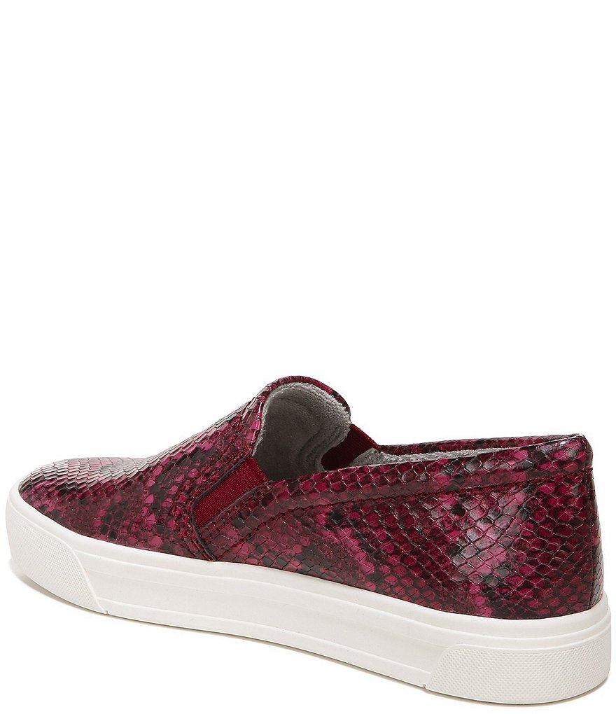 Trotters Kiera Suede Kitten Heel Pumps