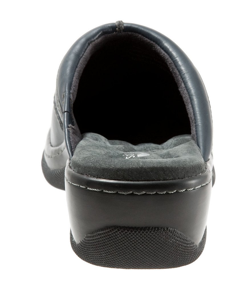 SoftWalk Abby Leather Clogs