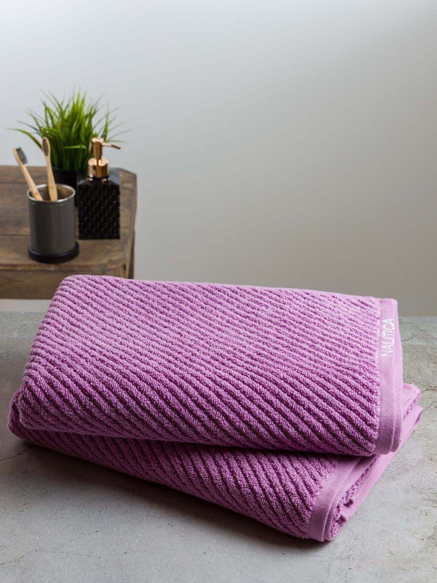 Nautica Cross View Lilac Cotton 600 GSM Fluffy Zero Twist Bath Towel - Set of 2