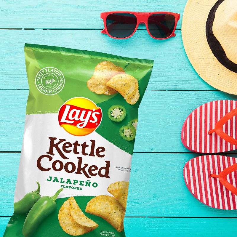 Lay's Kettle Cooked Jalapeño Flavored Potato Chips - 8oz
