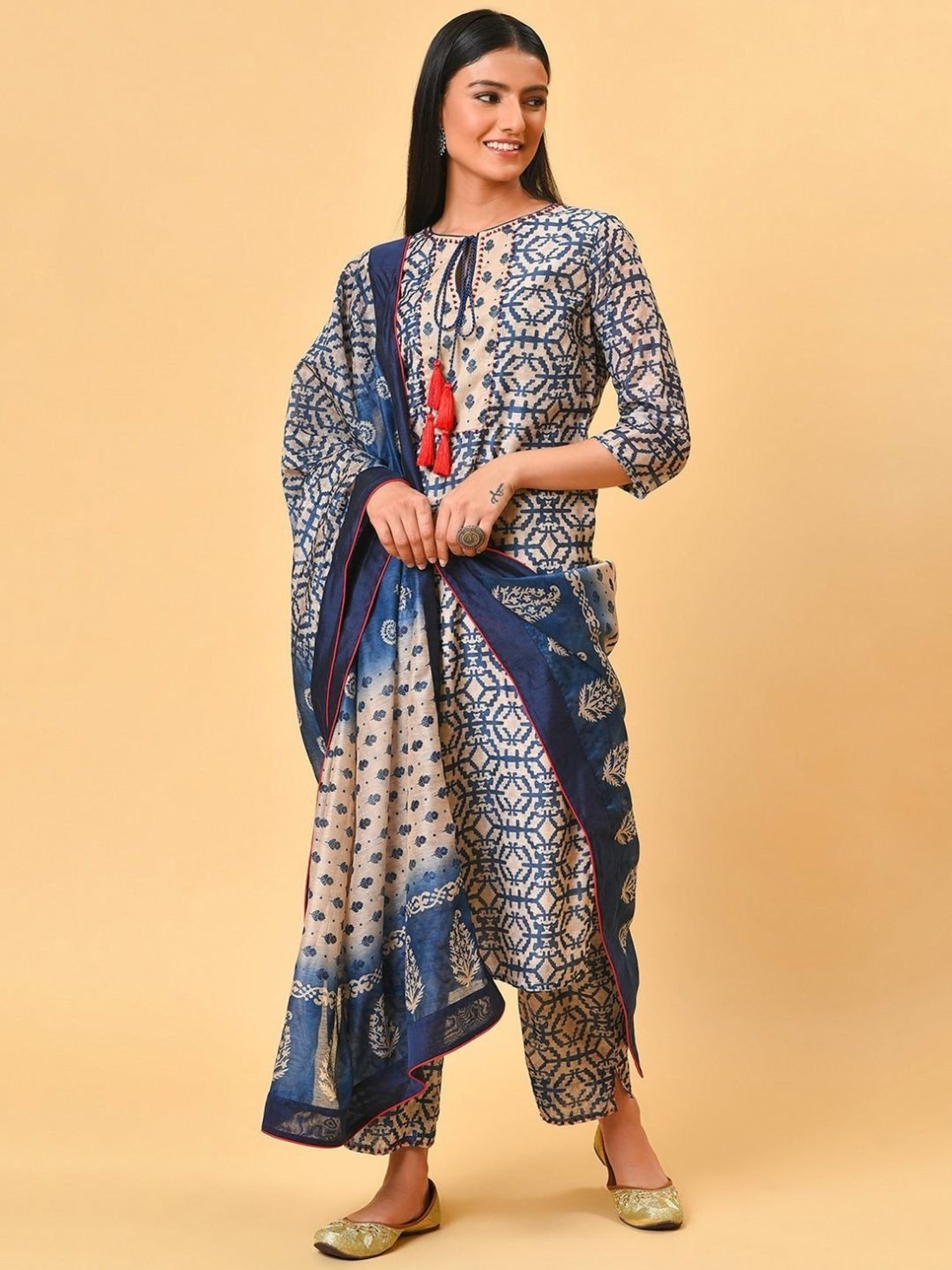 Nuhh Blue Printed Kurta with Pant & Dupatta