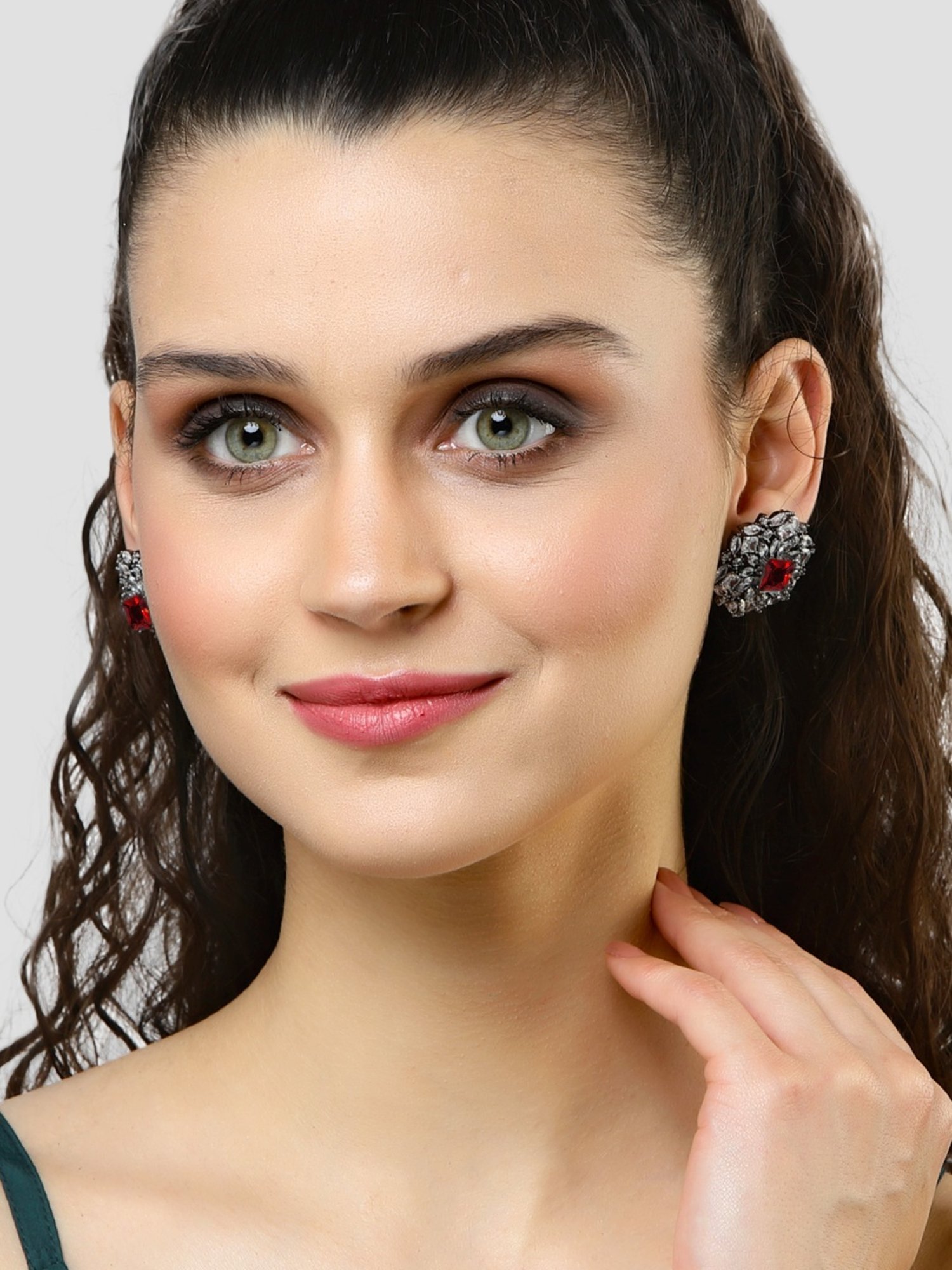 Karatcart Red Stud Earrings for Women
