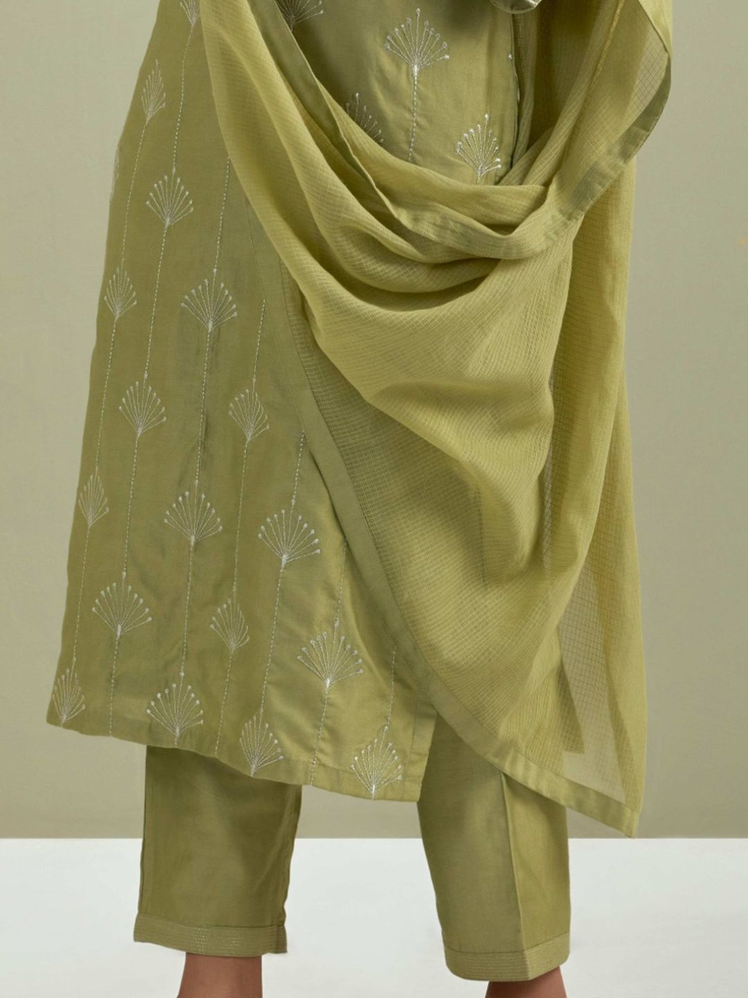 Priya Chaudhary Green Ambrosia Embroidered Chanderi Silk Kurta