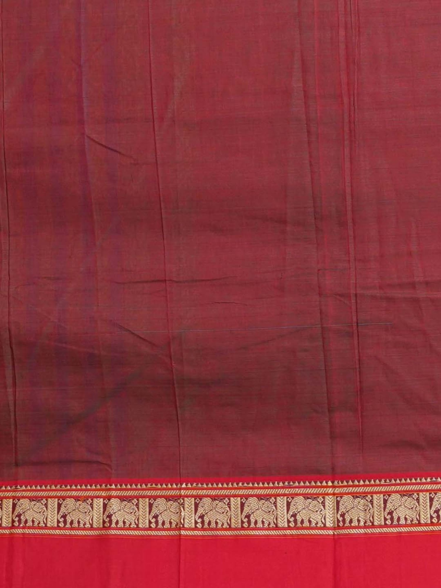 Unnati Silks Red & Green Cotton Woven Saree With Unstitched Blouse