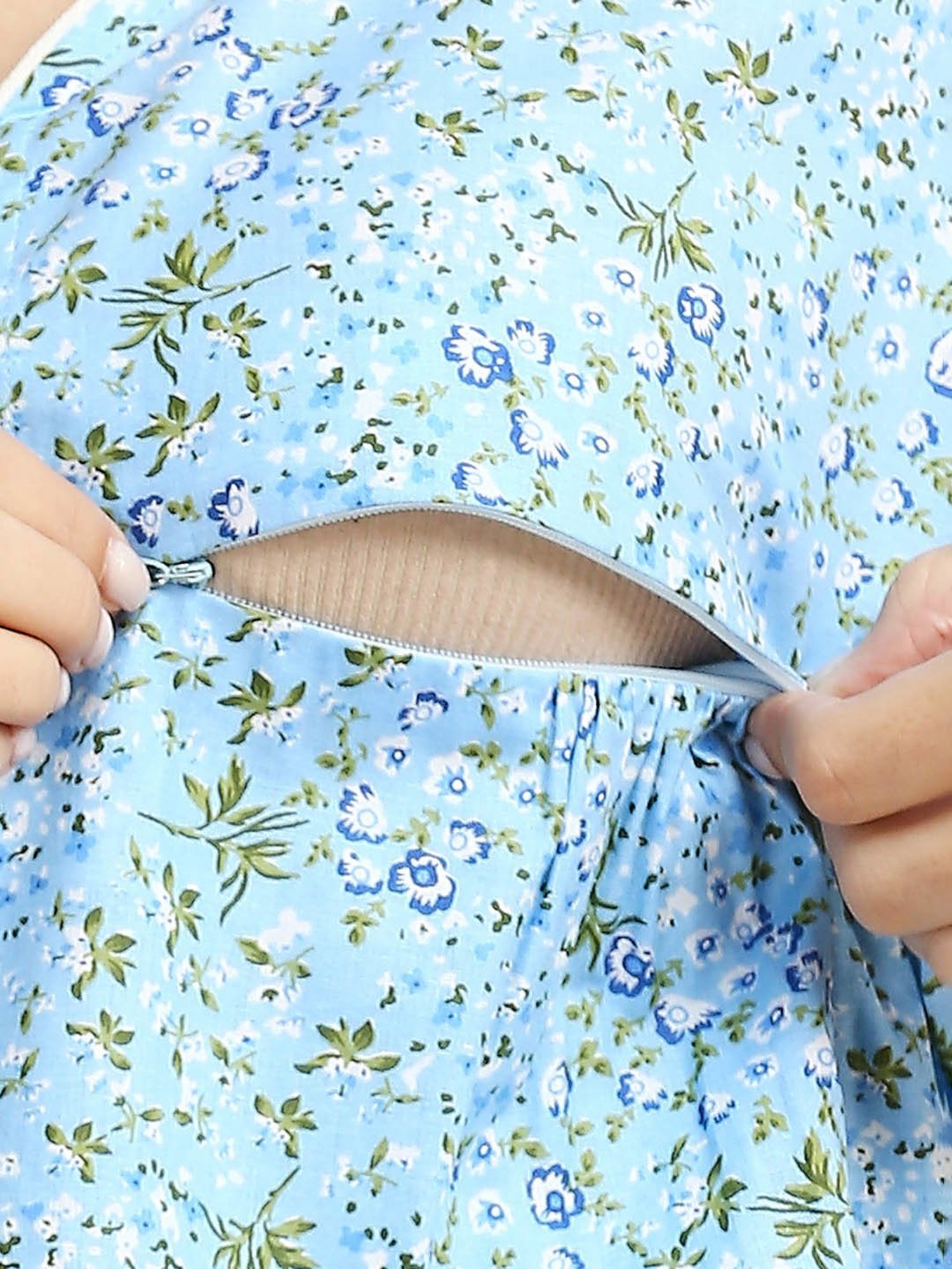 MomToBe Blue Cotton Floral Print Feeding Nighty