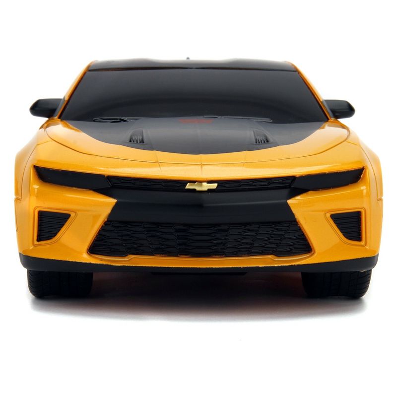 Jada Toys Hollywood Rides RC Transformers The Last Knight BumbleBee 2016 Chevy Camaro Remote Control Vehicle 1:16 Scale Glossy Yellow