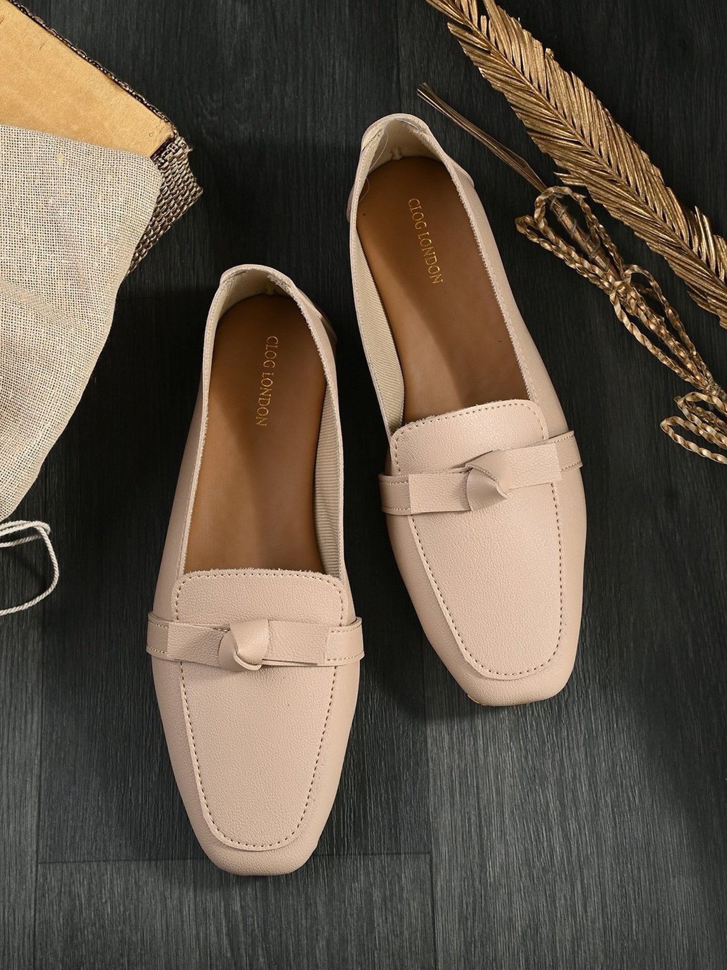 Clog London Women's Beige Casual Loafers
