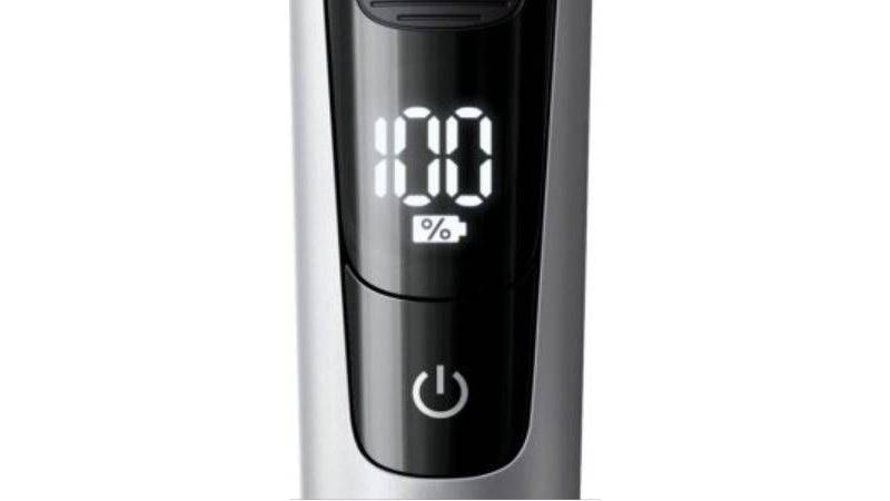 Philips Norelco OneBlade Pro Hybrid Rechargeable Men's Electric Shaver and Trimmer - QP6520/70