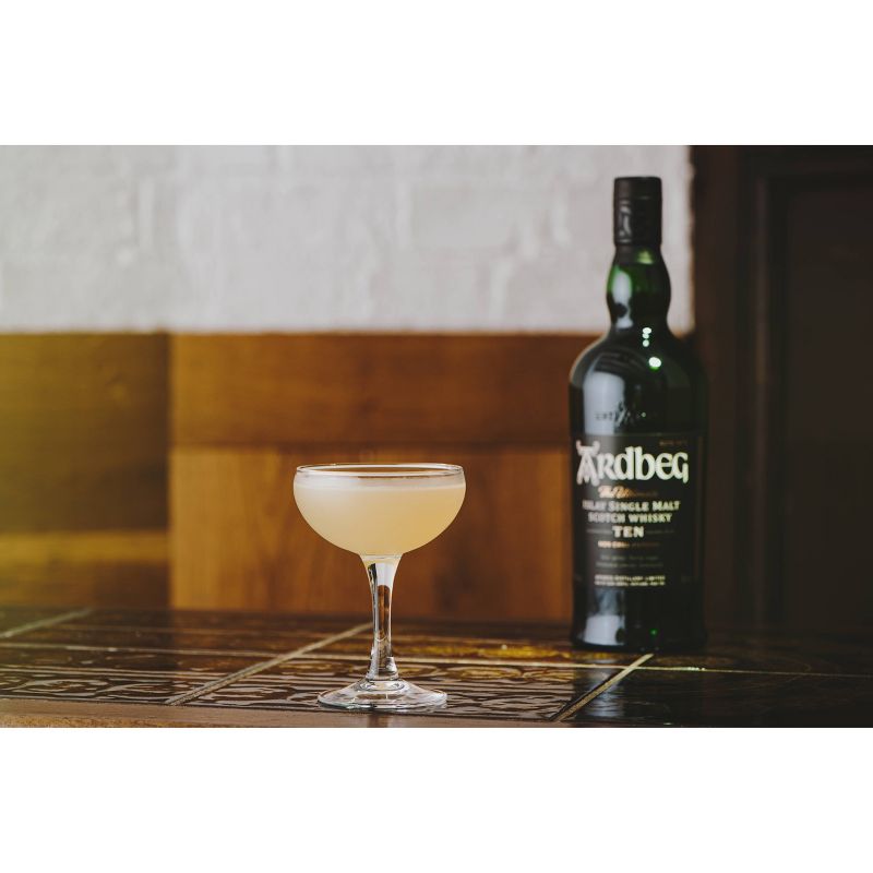Ardbeg 10yr Islay Single Malt Scotch Whisky - 750ml Bottle