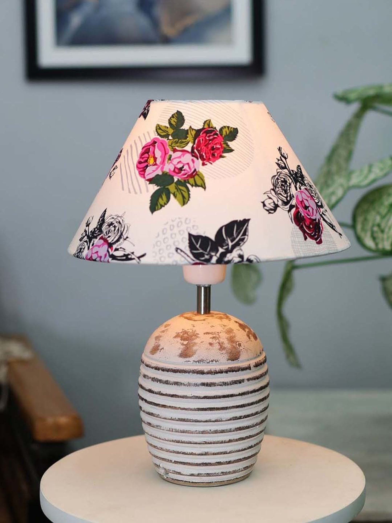 Homesake Cone Rose Multicolor Wood Ribbed Basket Table Lamp with Fabric Lampshade