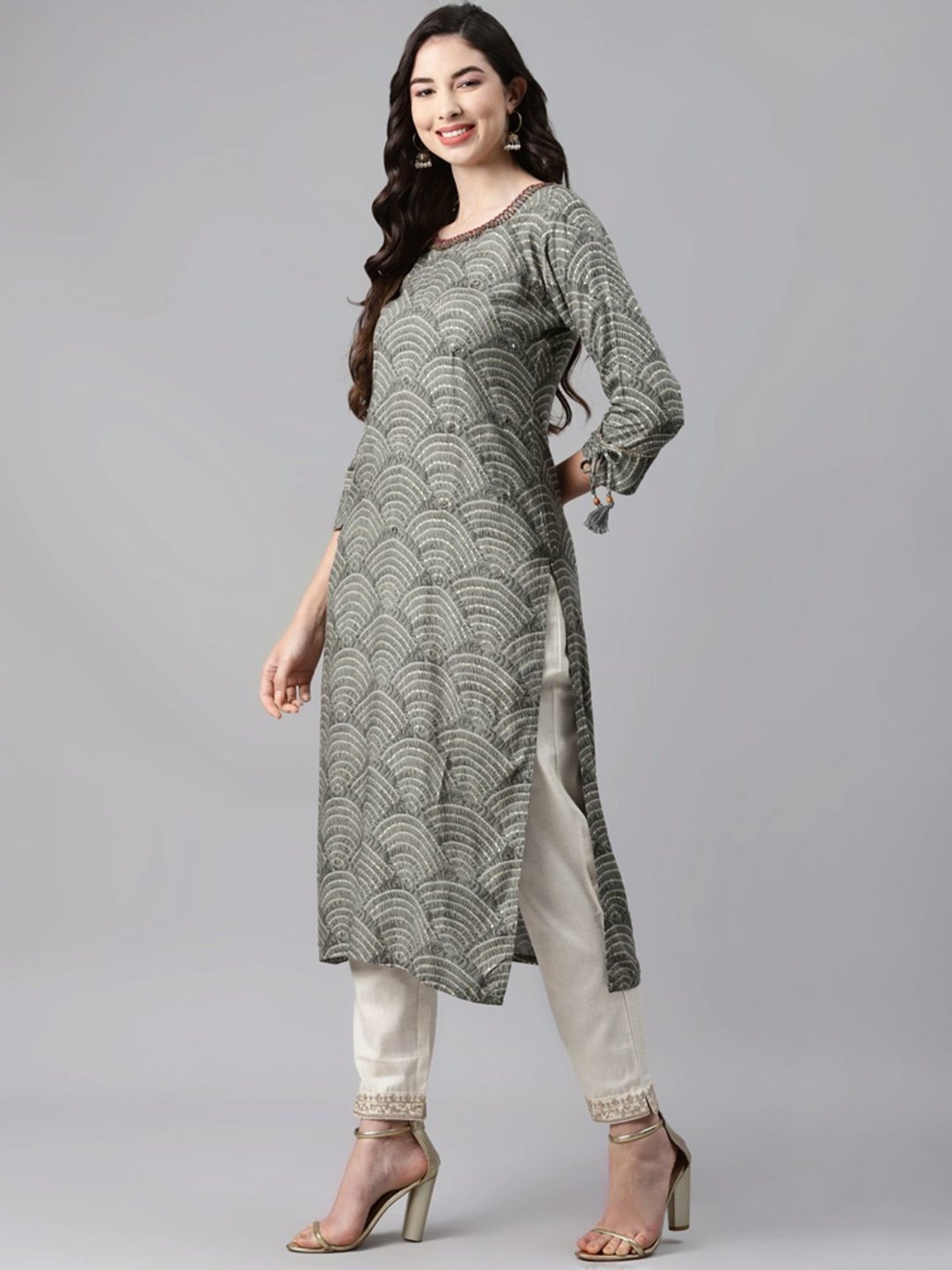 Aarika Grey Cotton Printed Straight Kurta
