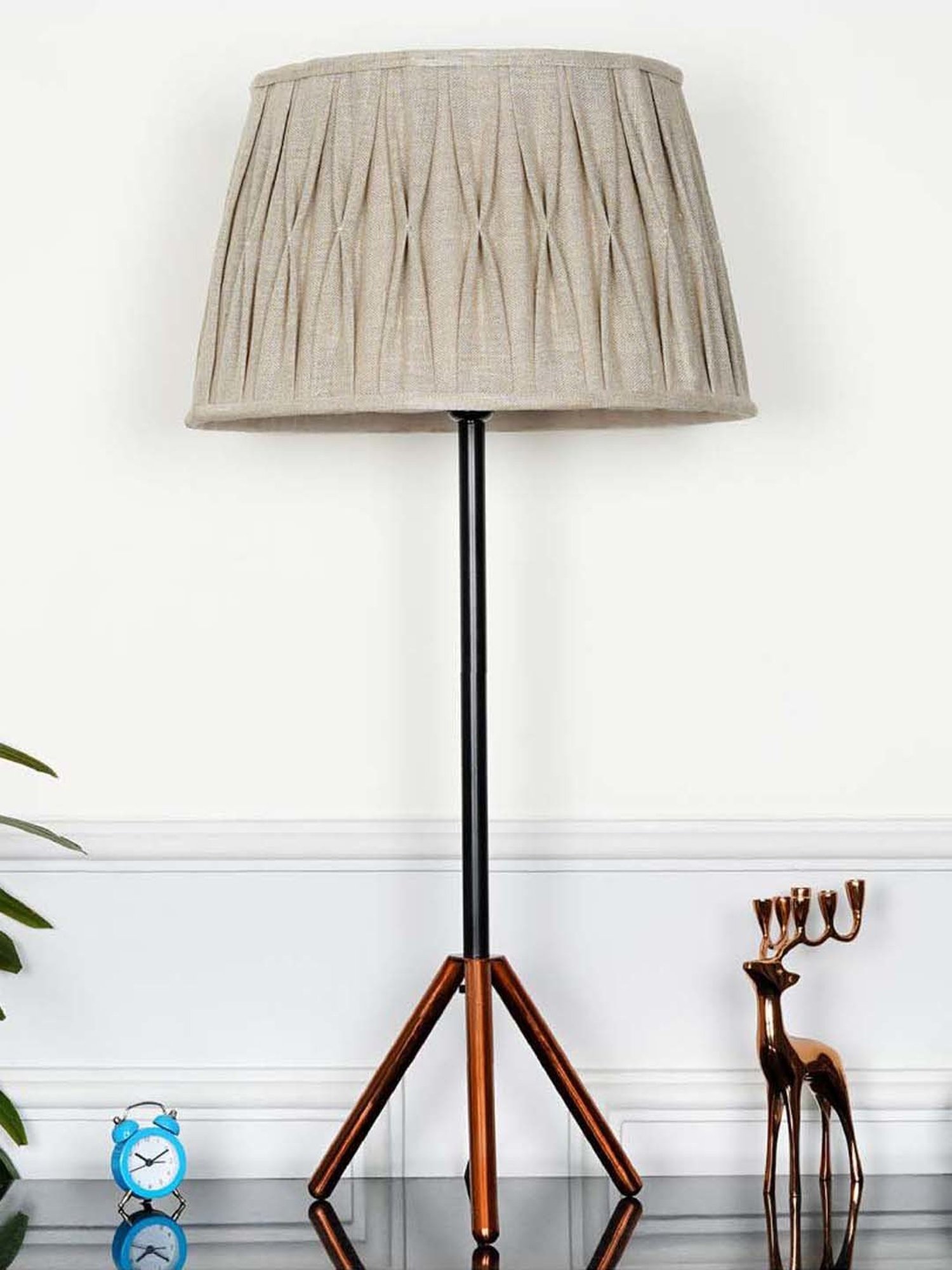 DecorativeRay Red PVC Study Table Lamp - Set of 1