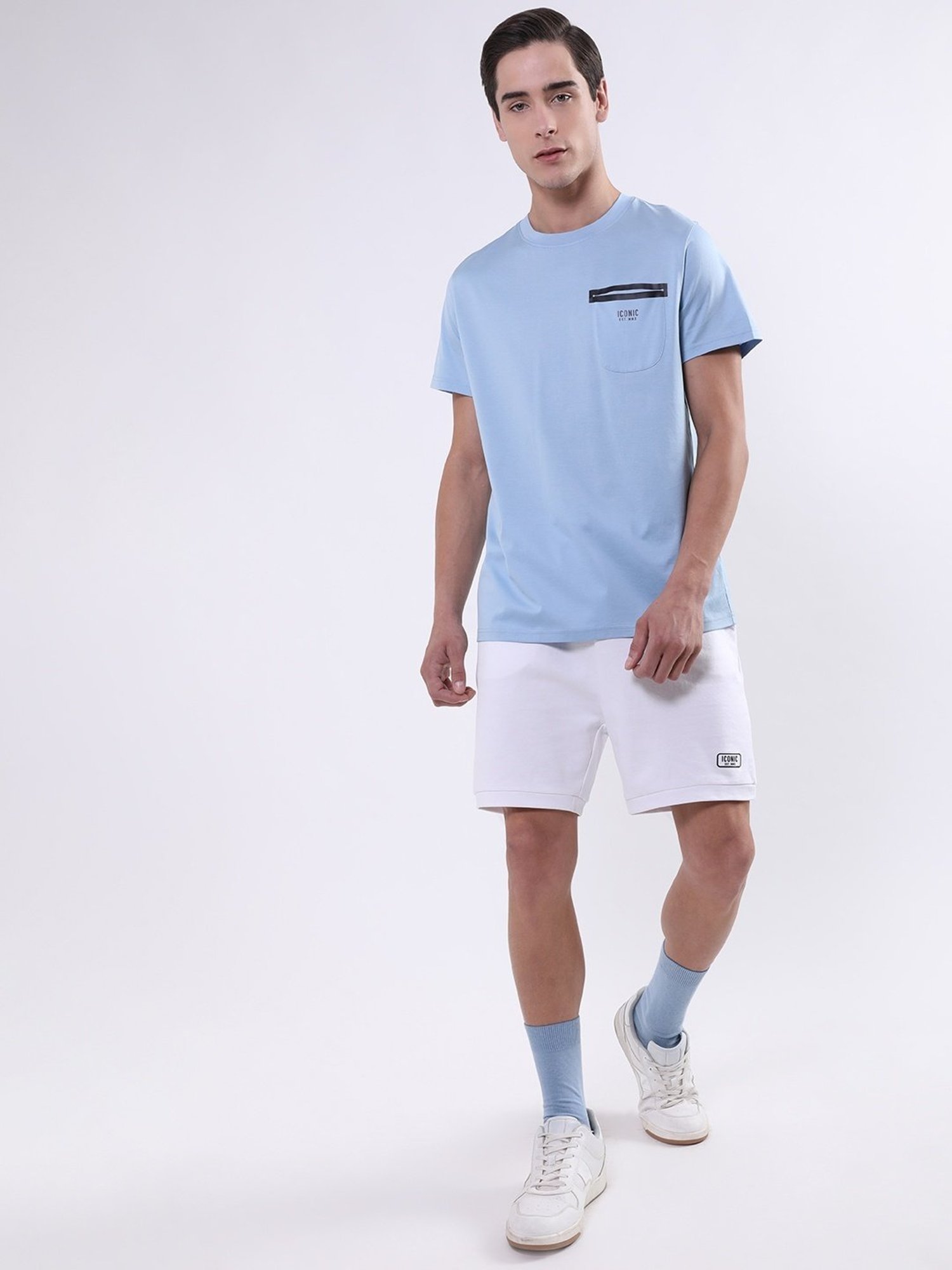 Iconic Men Solid Regular Fit Cotton T-shirt