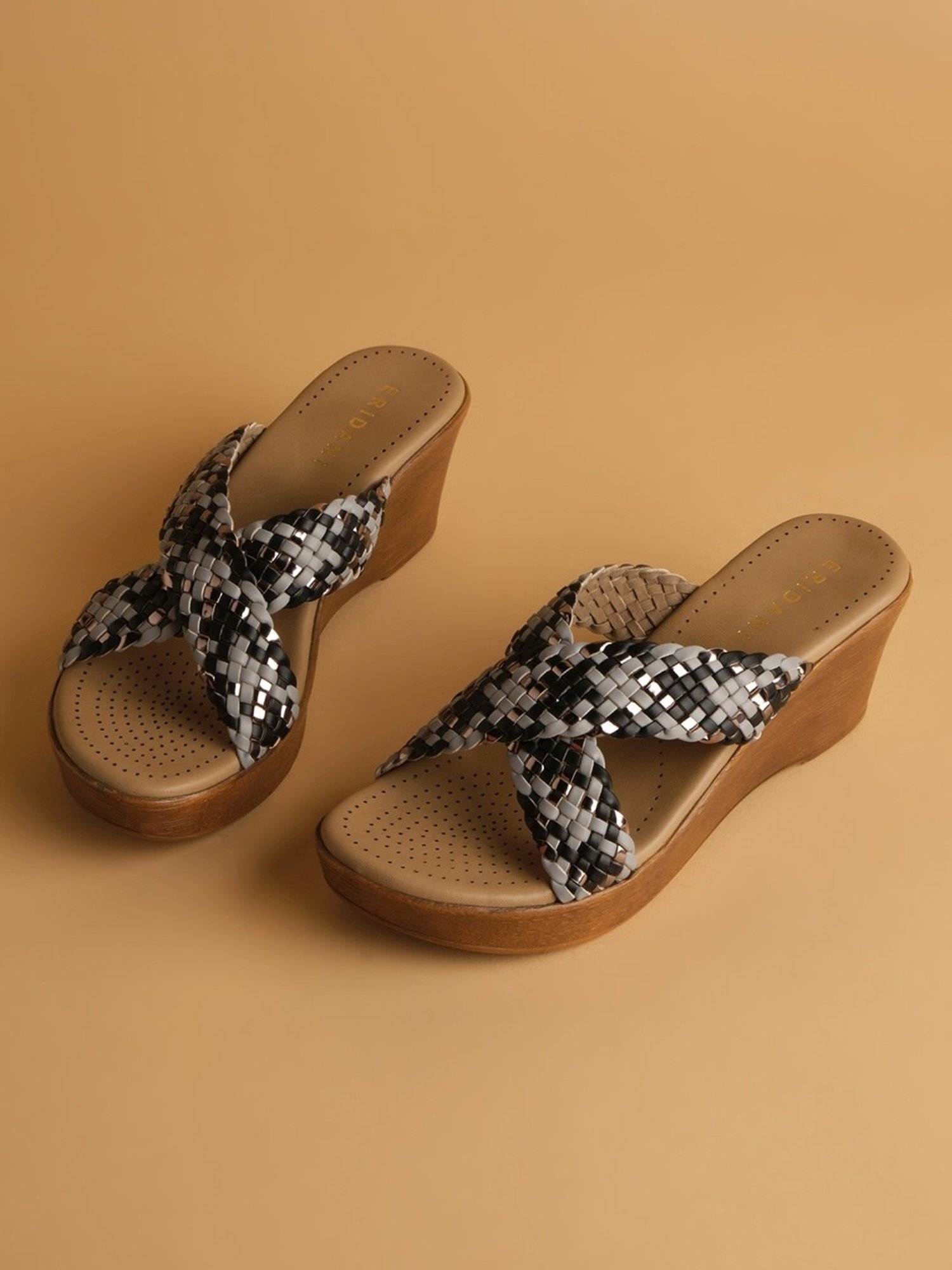 Eridani Women's Jovi Black Cross Strap Wedges