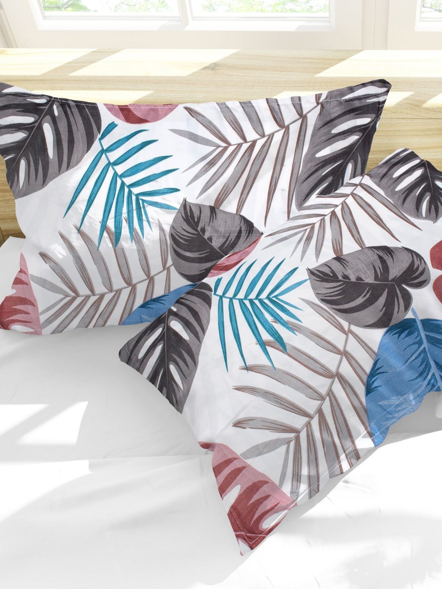 @home Utopia Foliole Floral Blue 110 GSM Cotton Blend Double Bed Sheet with 2 Pillow Covers