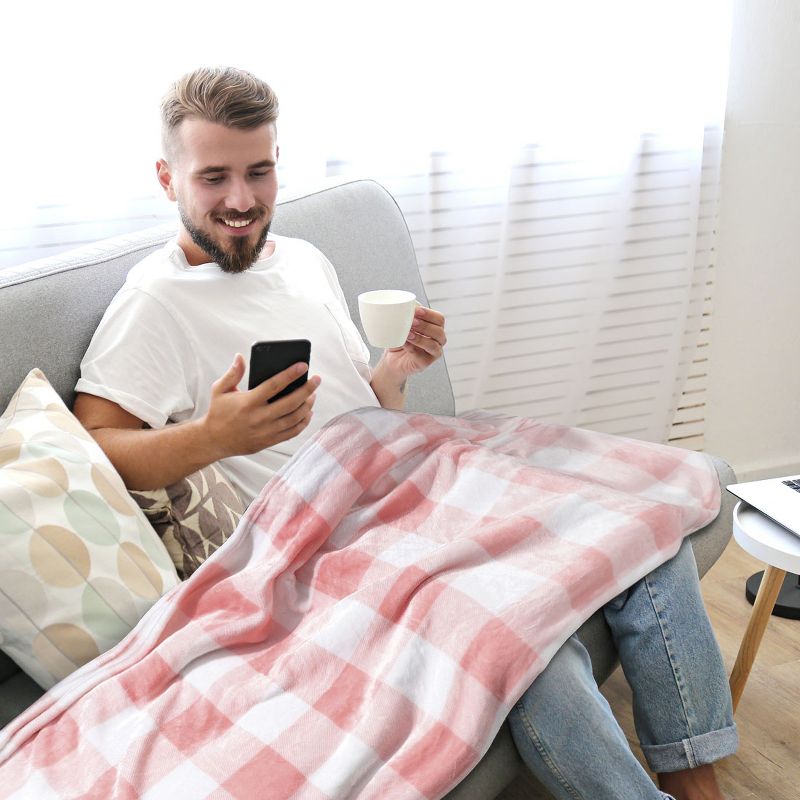 1 Pc Full Microfiber Plush Flannel Bed Blankets Pink and White  - PiccoCasa