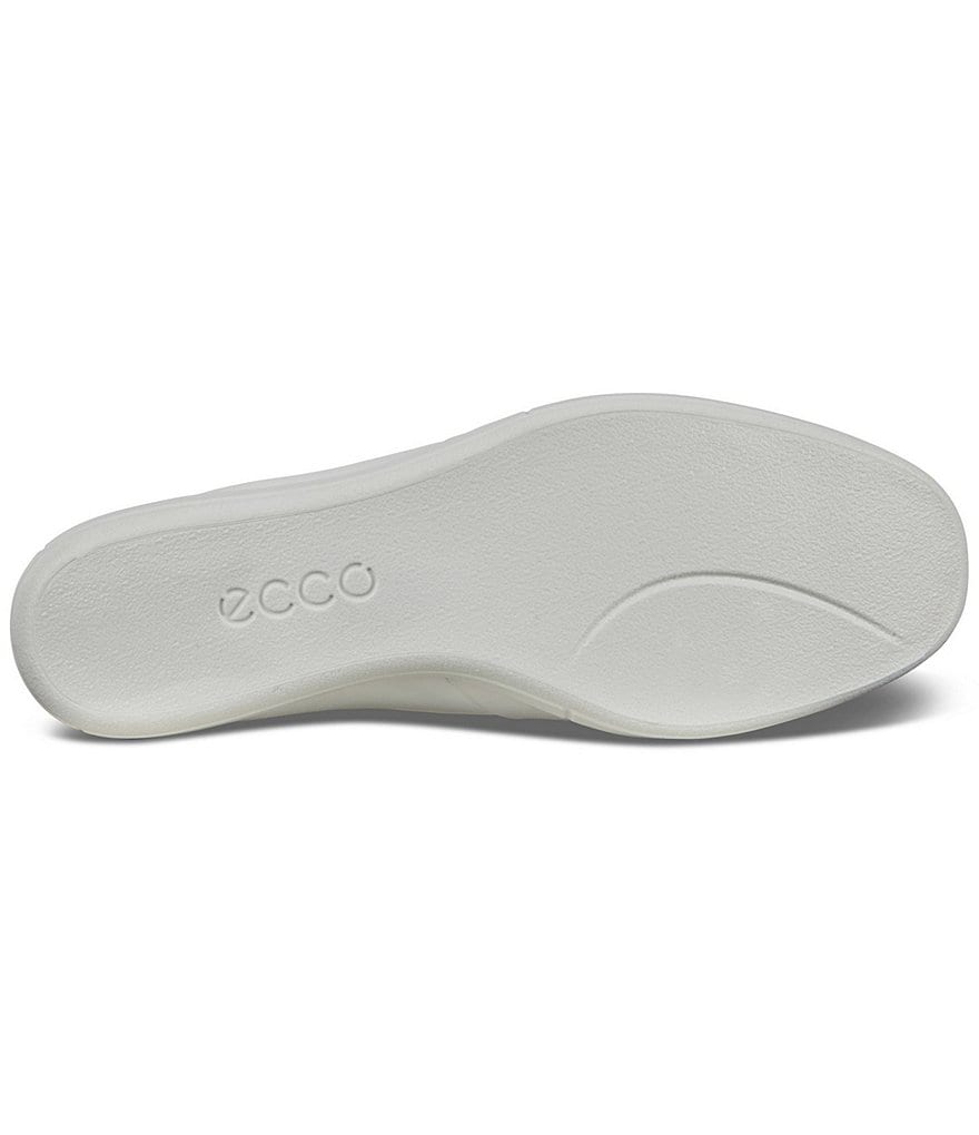 ECCO Simpil Leather Slip On Sneakers