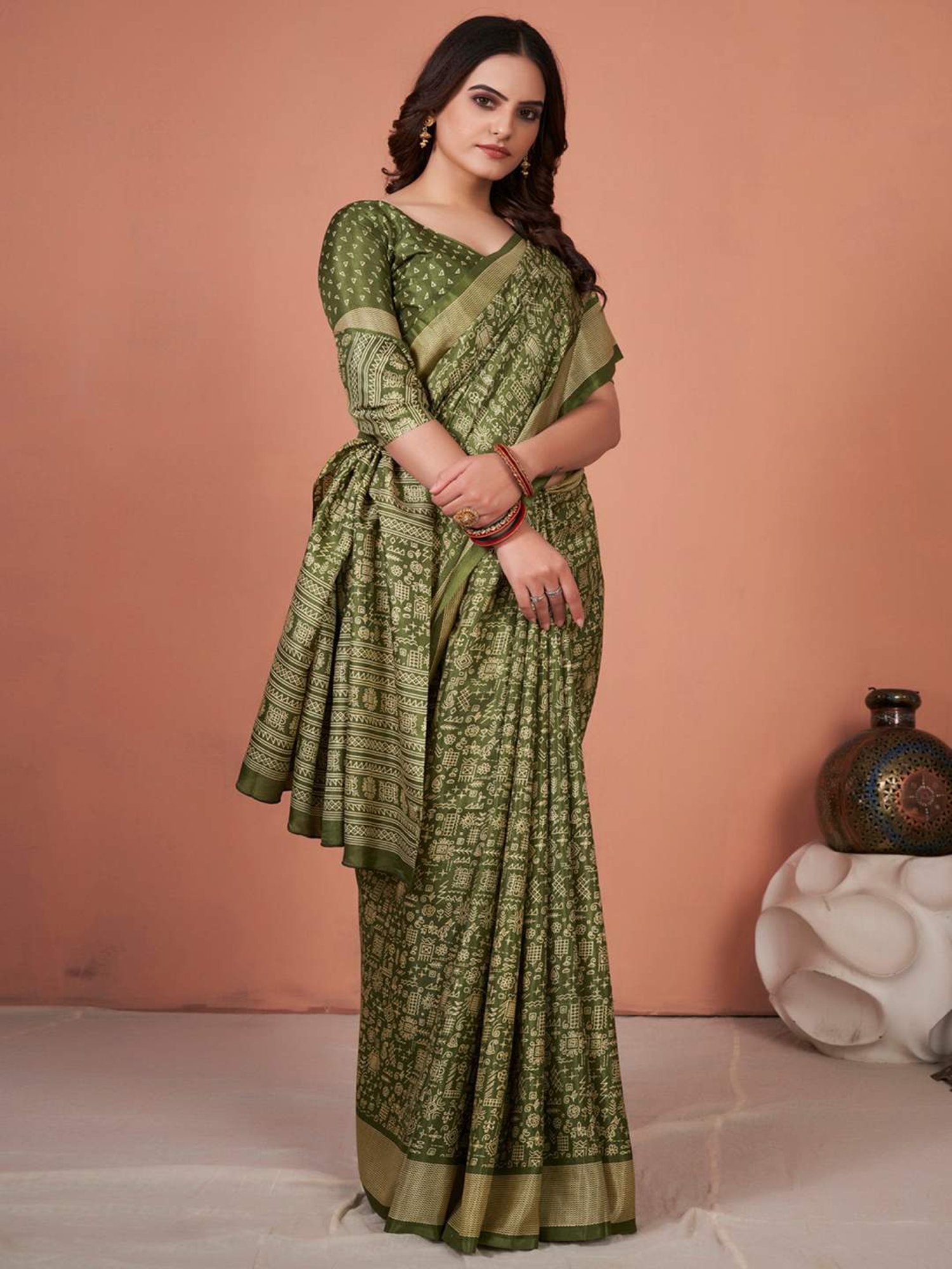 Saree Mall Green Silk Printed Saree With Unstitched Blouse