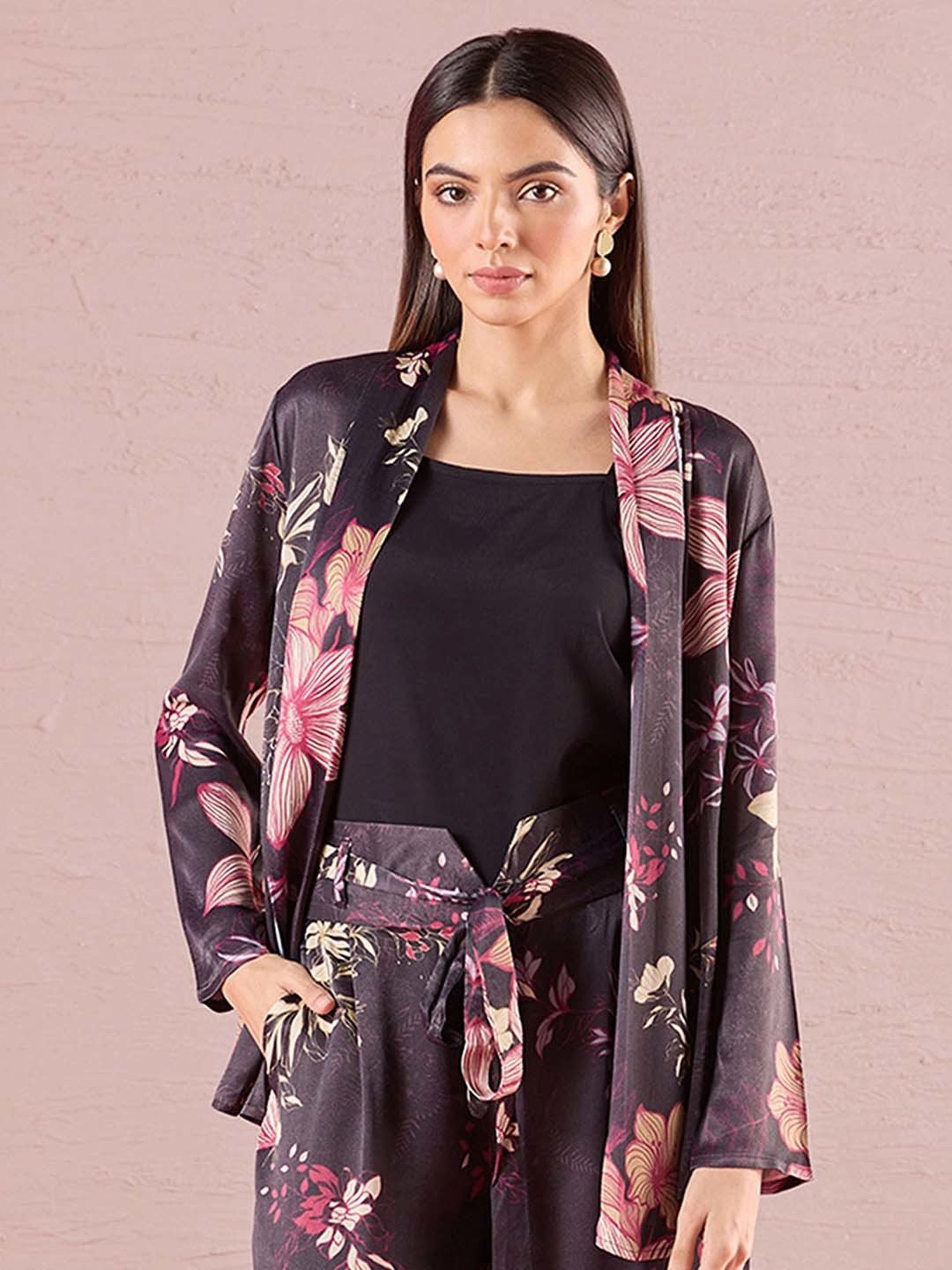 navyasa by liva Black Shrug With Pant & Camisole Set