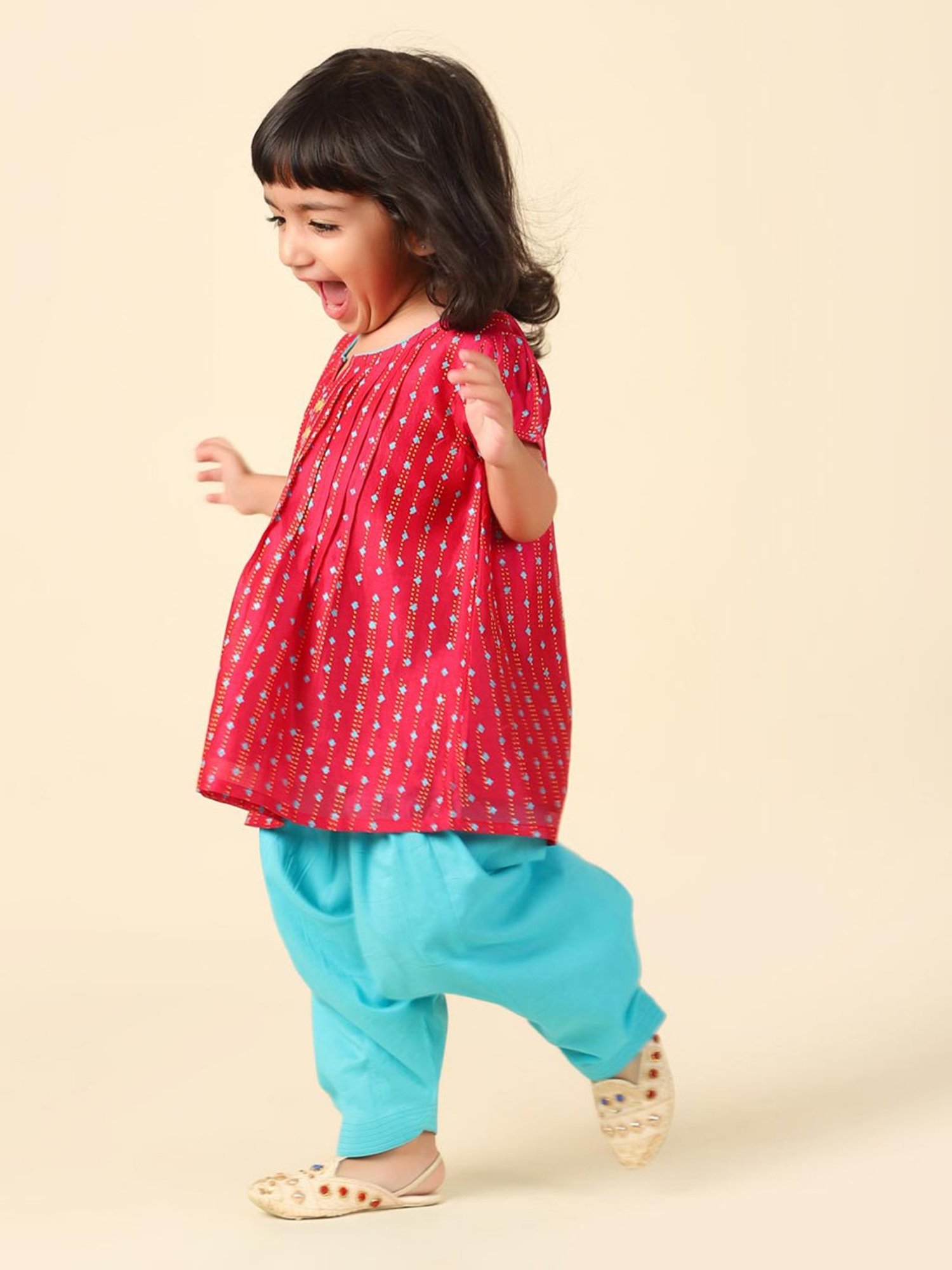 Fabindia Kids Red & Turquoise Printed Kurta With Salwar