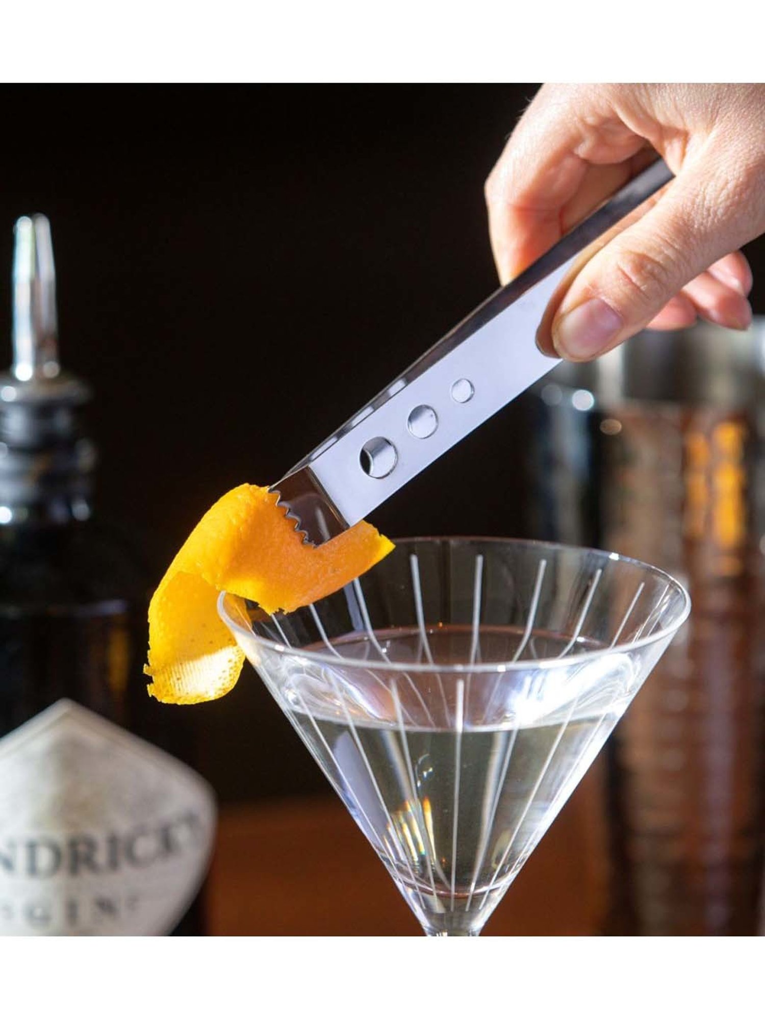 BarCraft Silver Stainless Steel Shaker (0.75 L) with Jigger - Set of 8