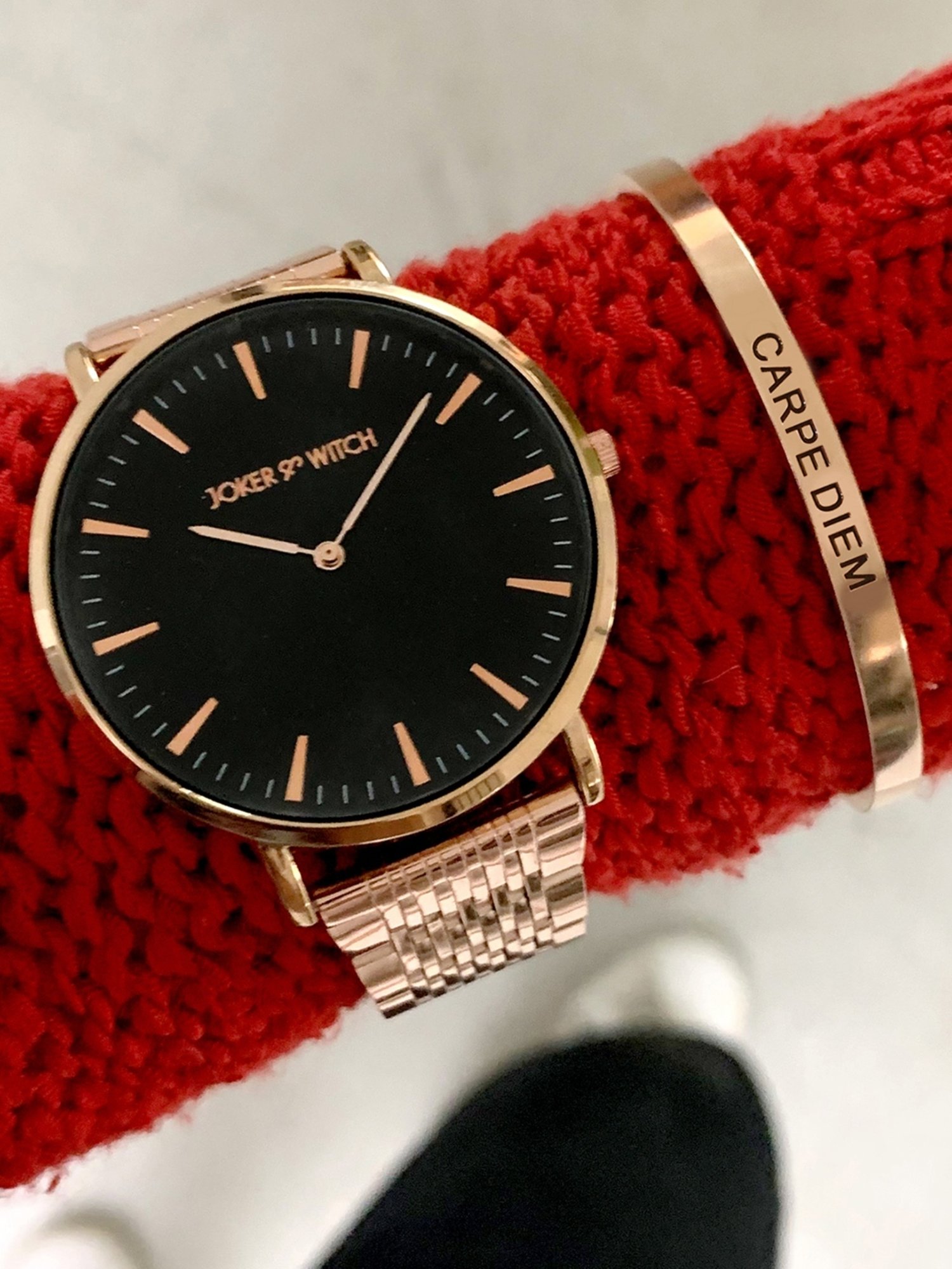 Joker & WItch JWLT582 Analog Watch for Women With Ring, Bracelet