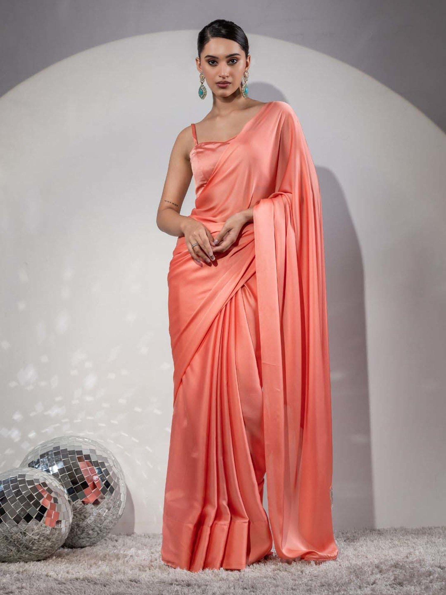Swtantra Peach Saree With Unstitched Blouse