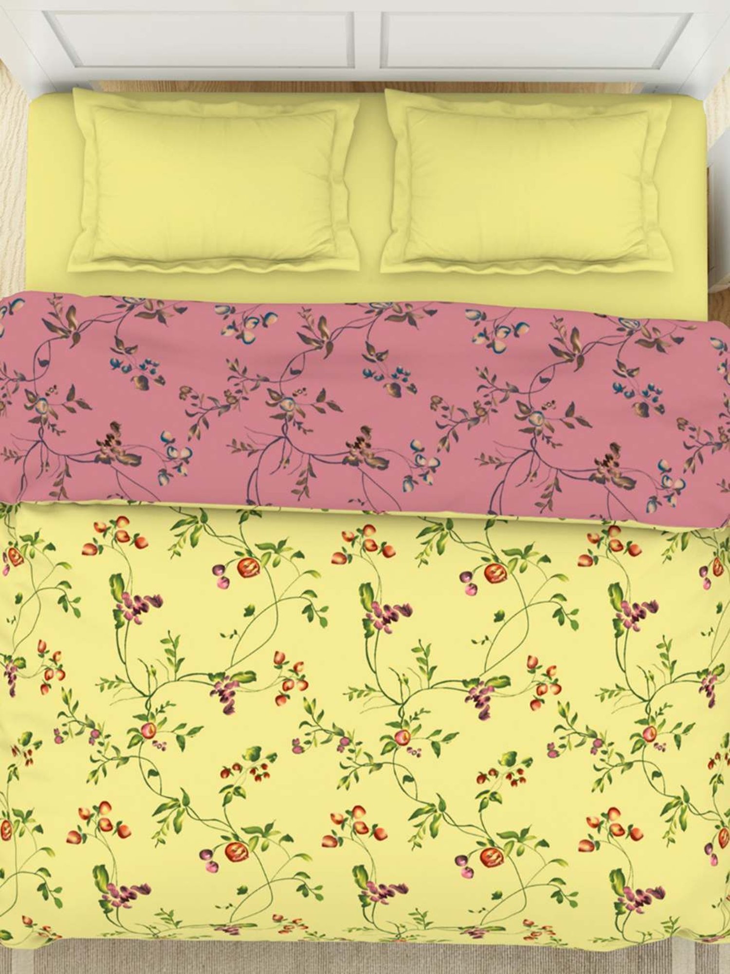 Spaces Floral Yellow 144 TC Cotton Double Quilt