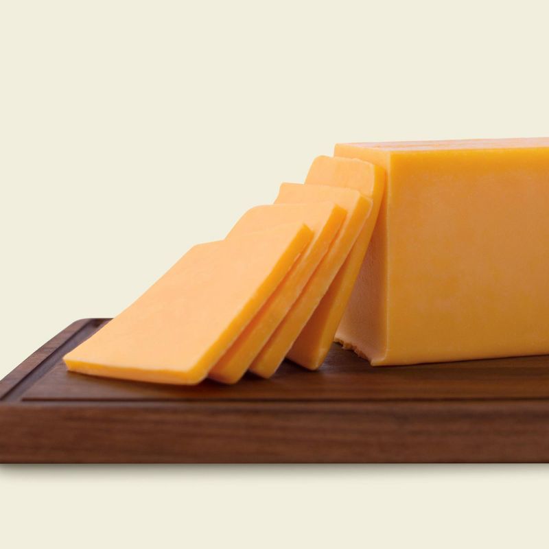 Tillamook Sharp Cheddar Cheese Loaf - 32oz
