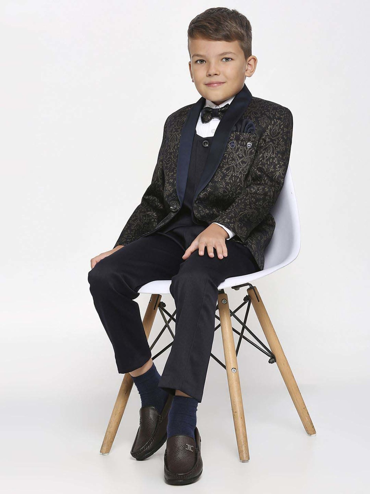 Kids Island Boys Blue & White Printed Full Sleeves Suit Set