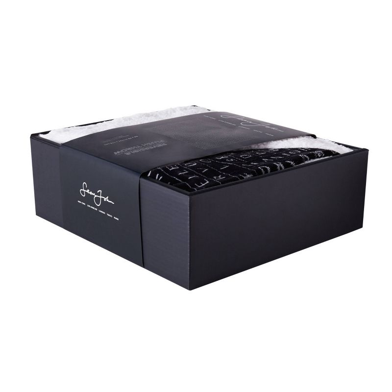 50"x70" Reversible Velvet to Sherpa Excellence Printed Throw Blanket in Gift Box Black - Sean John