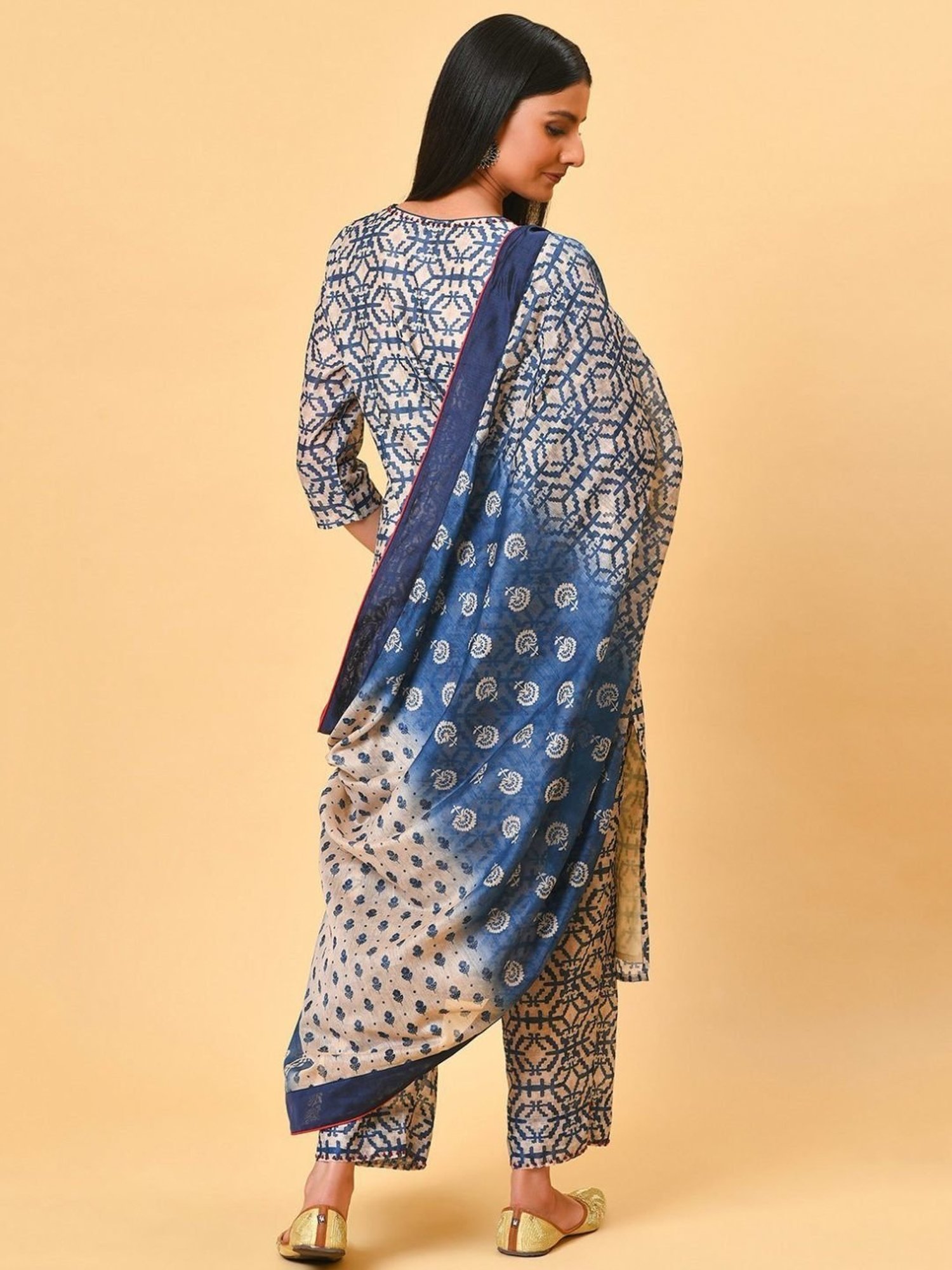 Nuhh Blue Printed Kurta with Pant & Dupatta
