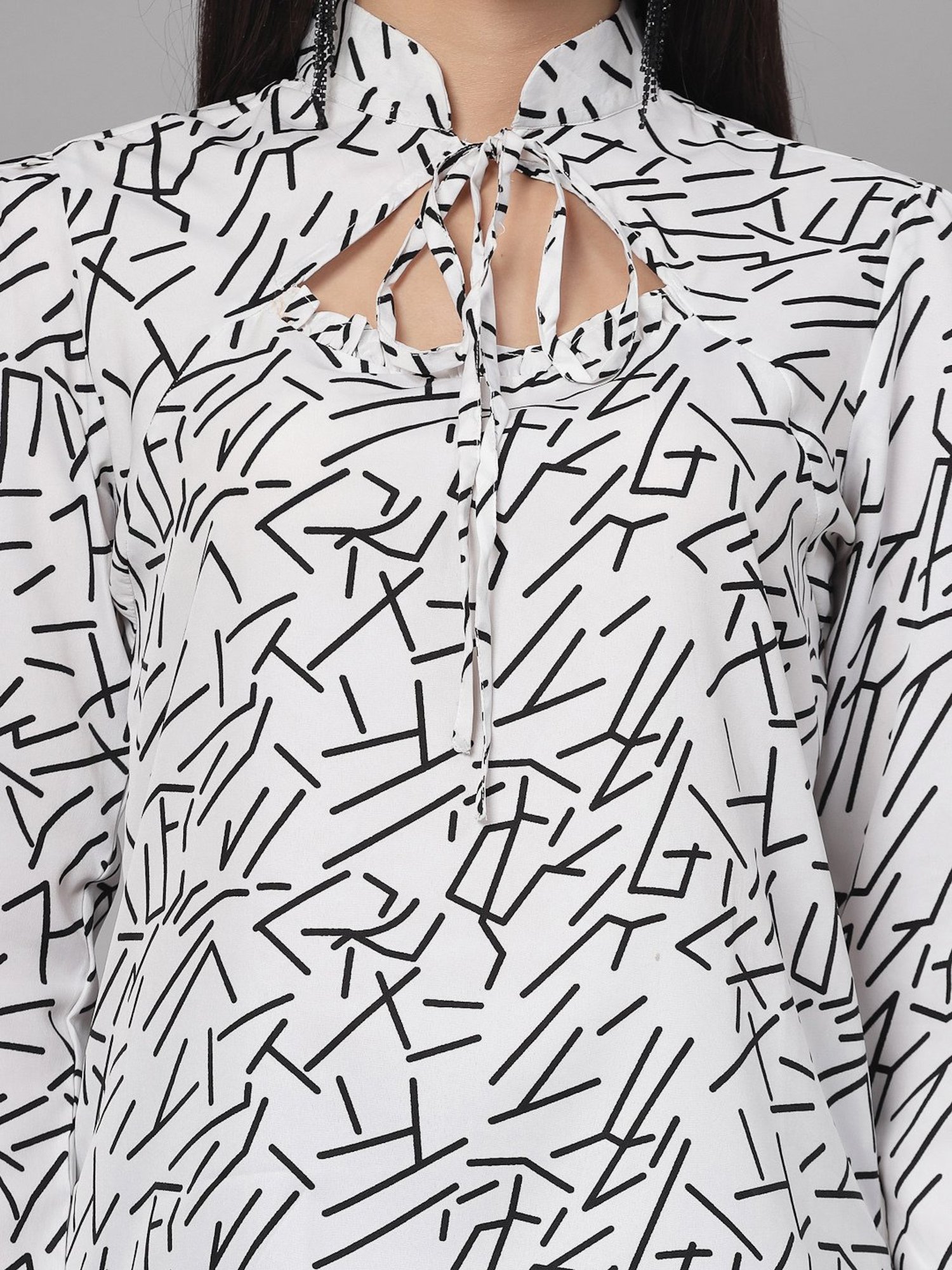 Style Quotient White & Black Printed Top