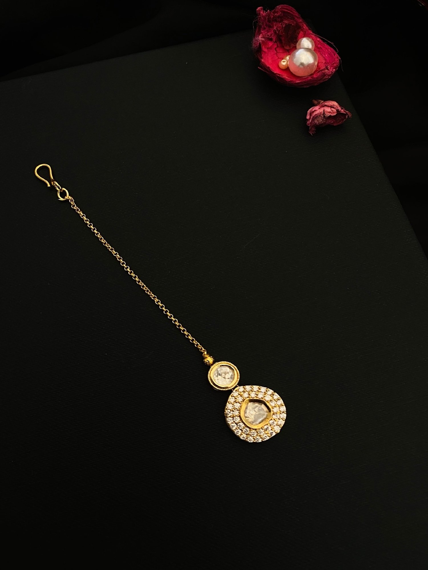 Abdesigns Elegant Gold-Plated Royal Polki Maang Tikka