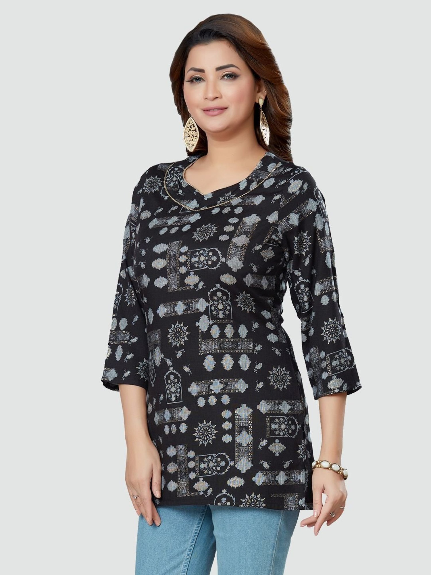 Saree Swarg Black Printed Straight Kurti