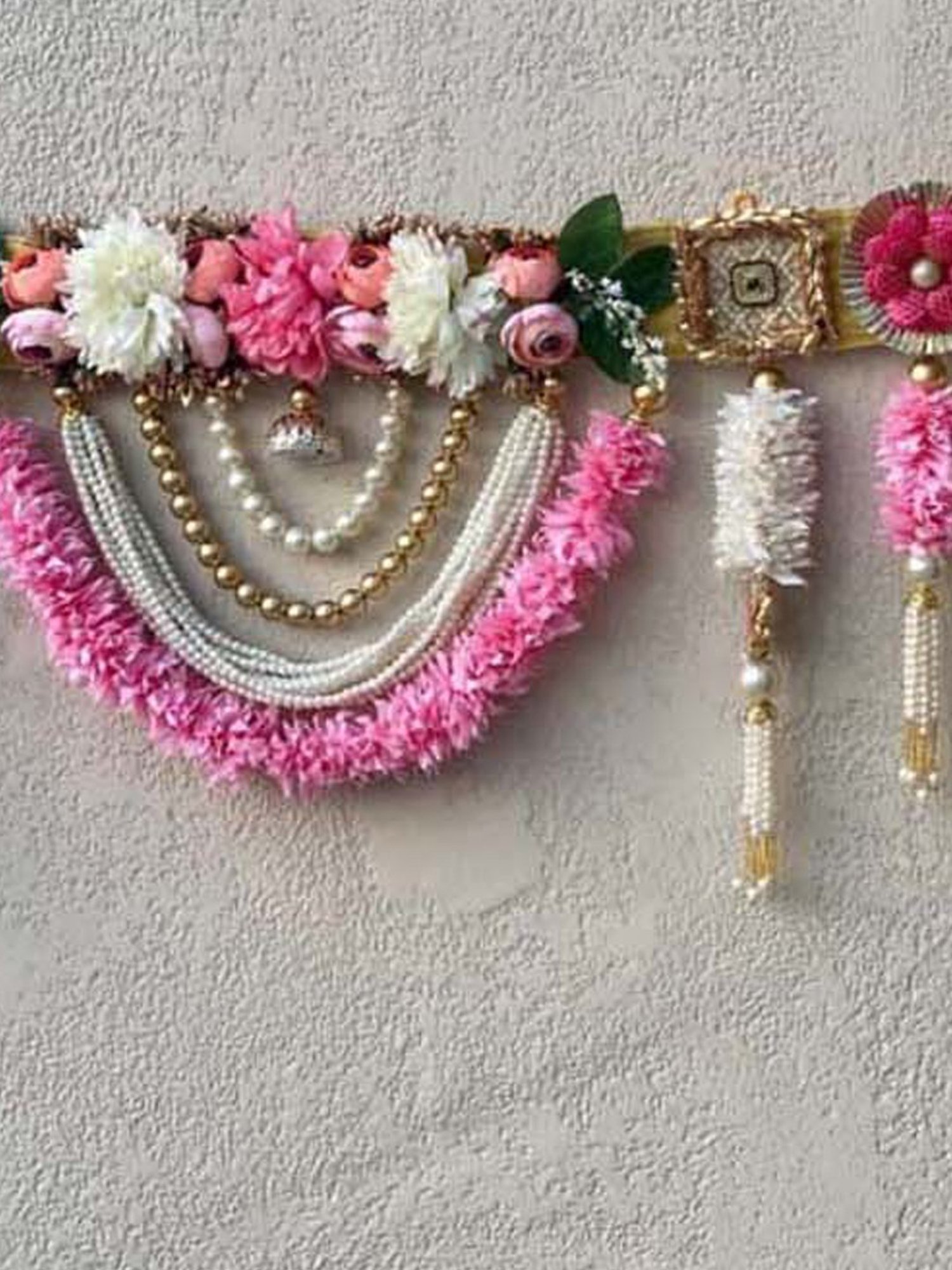 Mason Home White & Pink Toran No - 7